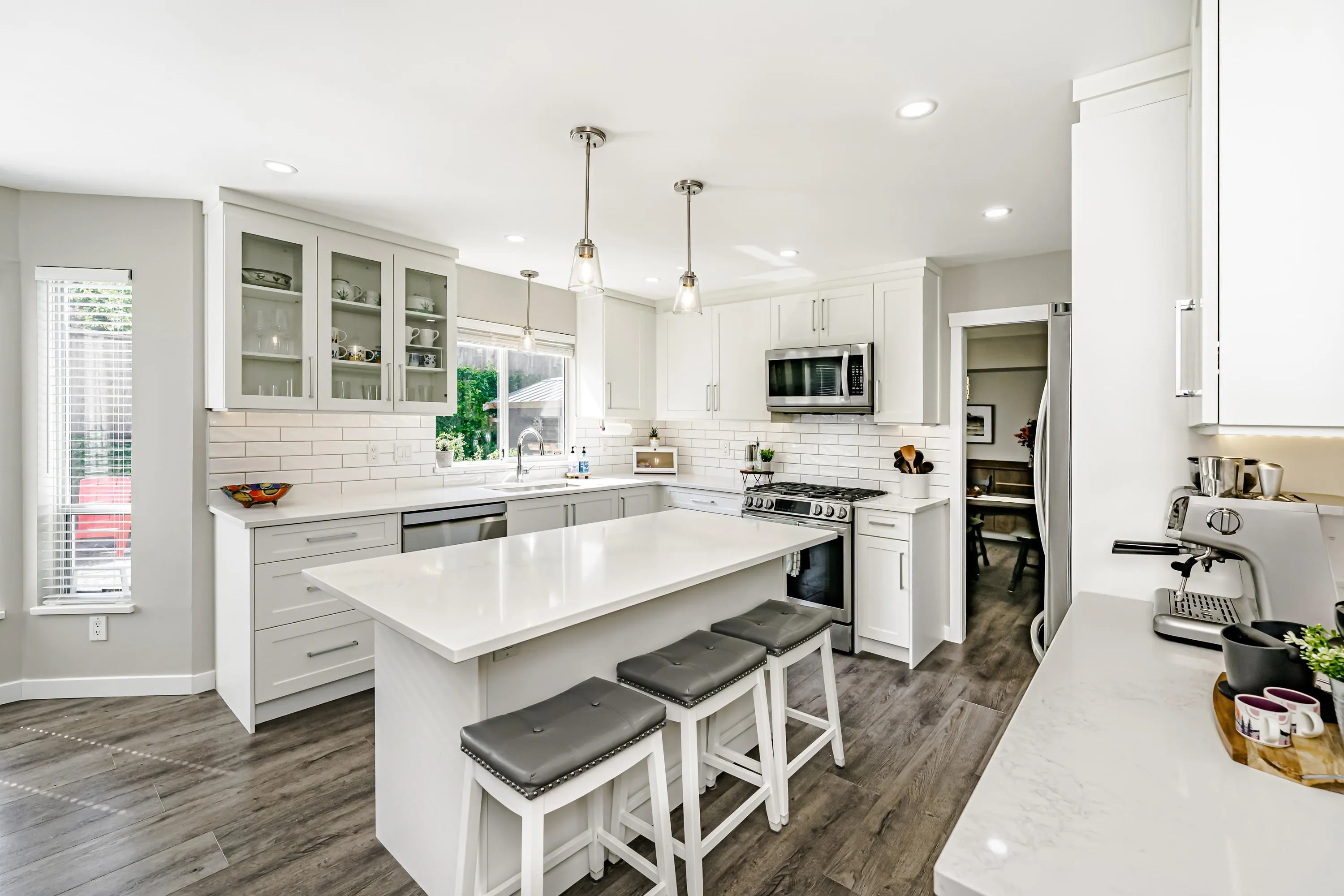 1328 Honeysuckle Lane