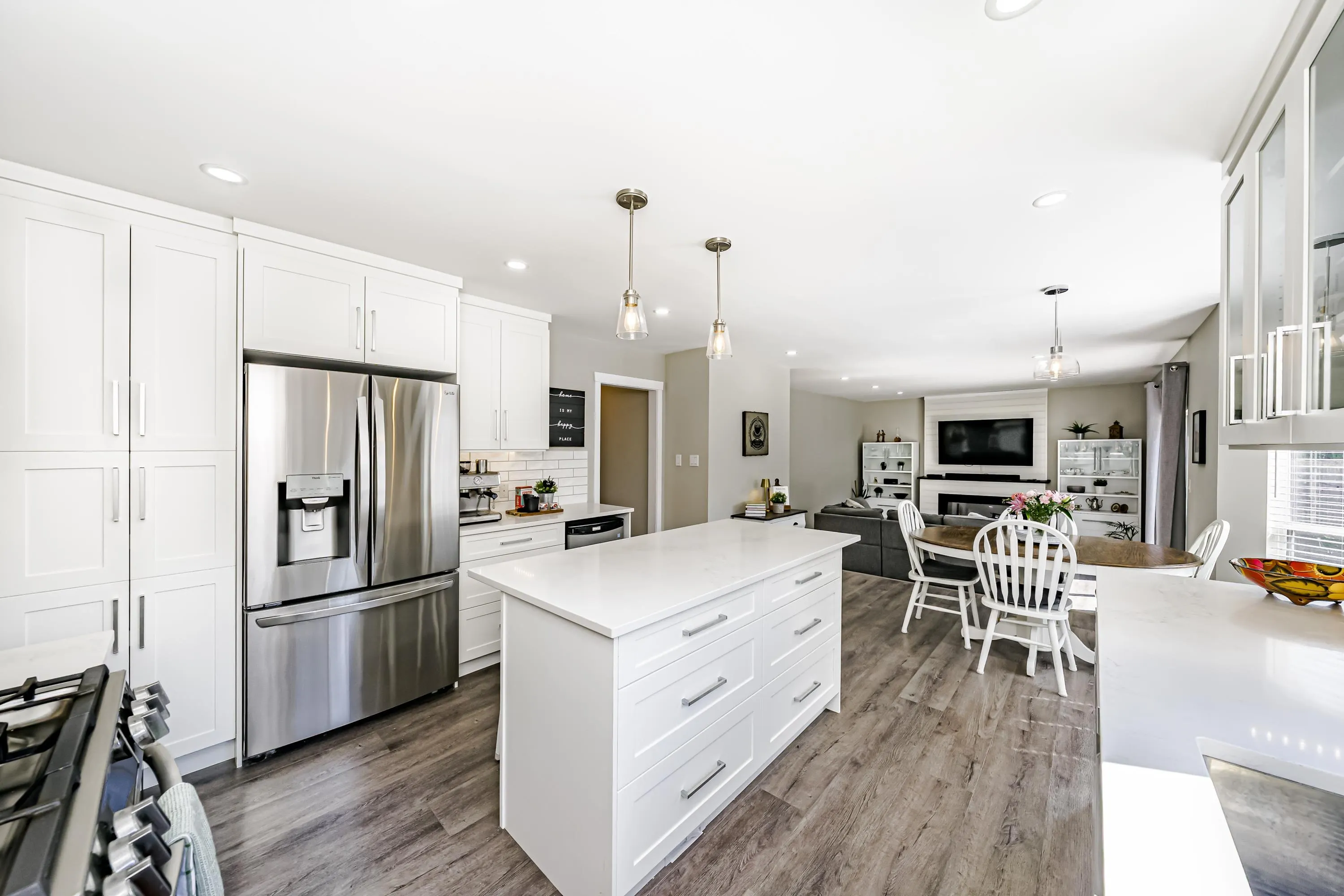 1328 Honeysuckle Lane
