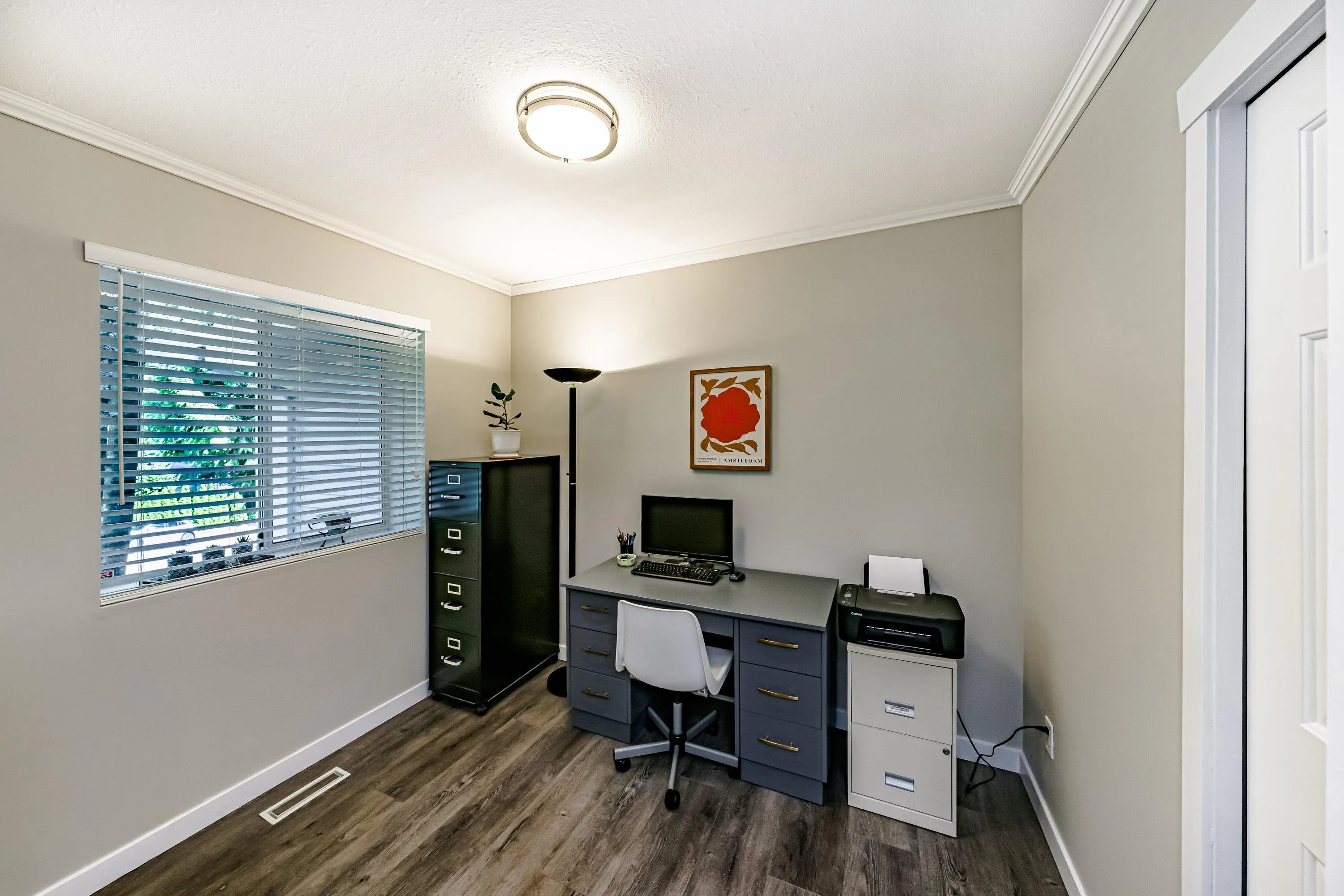 1328 Honeysuckle Lane