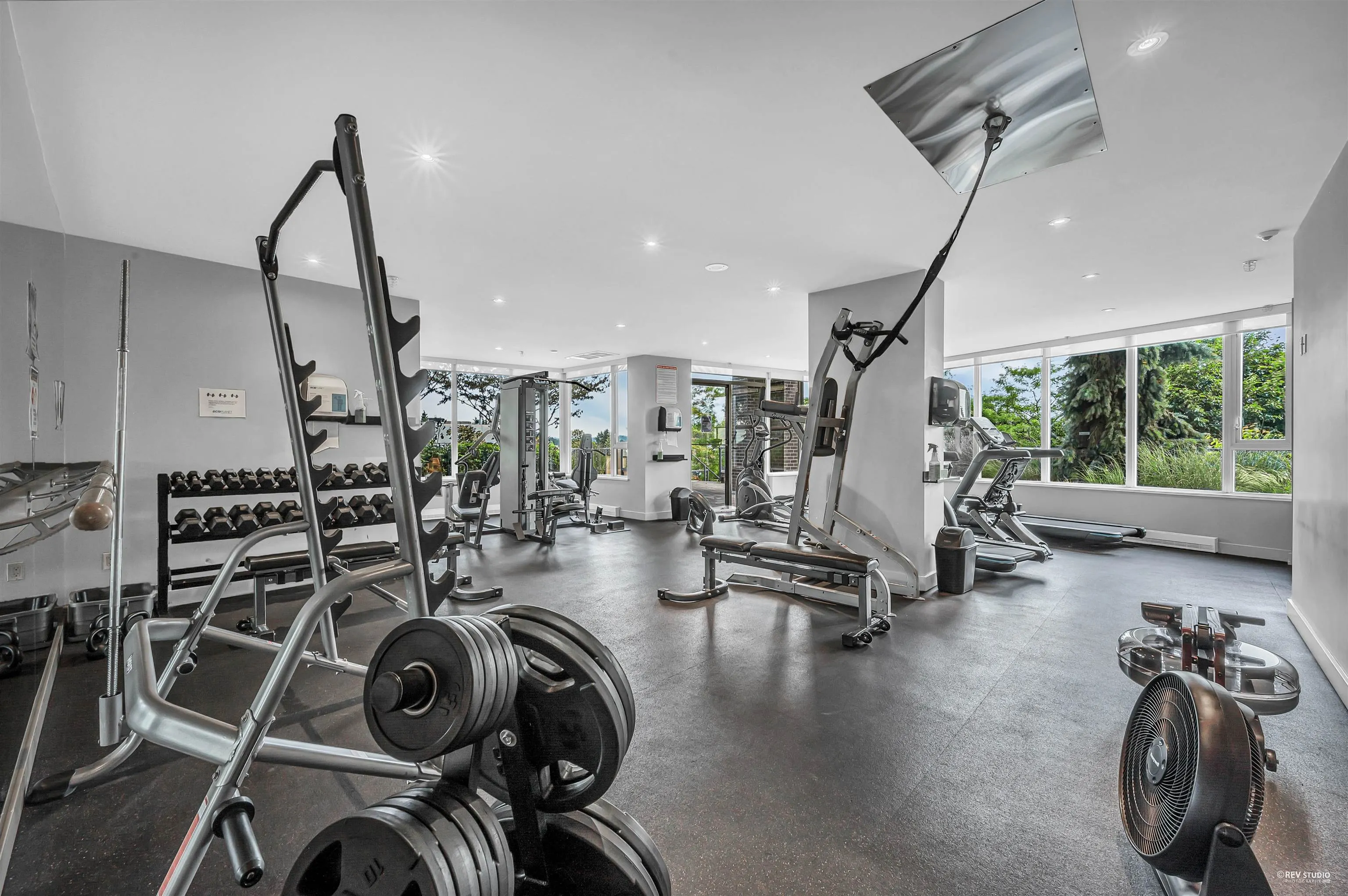 2133 Douglas Road #2705