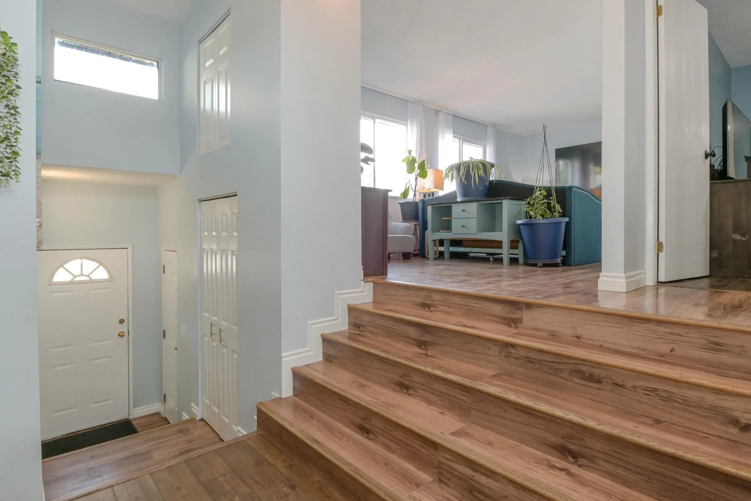 31568 Oakridge Crescent