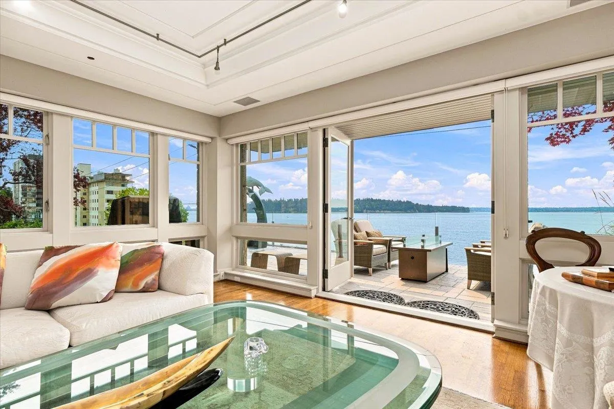 1952 Bellevue Avenue