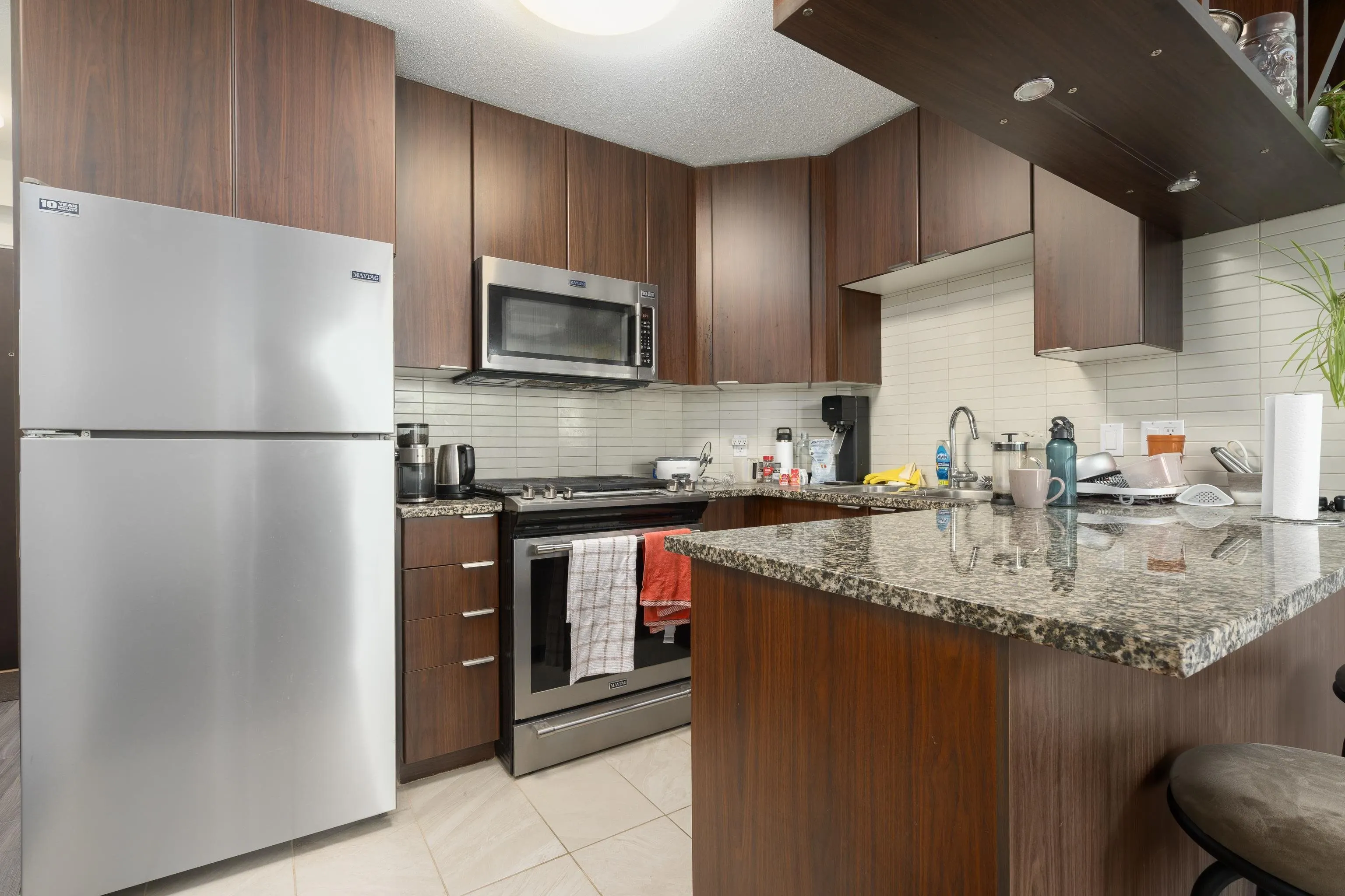 1010 Richards Street #802