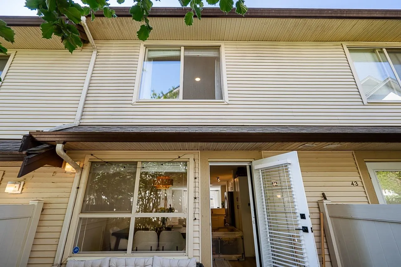 20350 68 Avenue #42