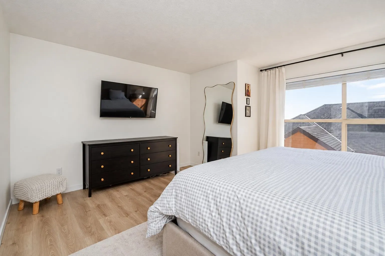 20350 68 Avenue #42