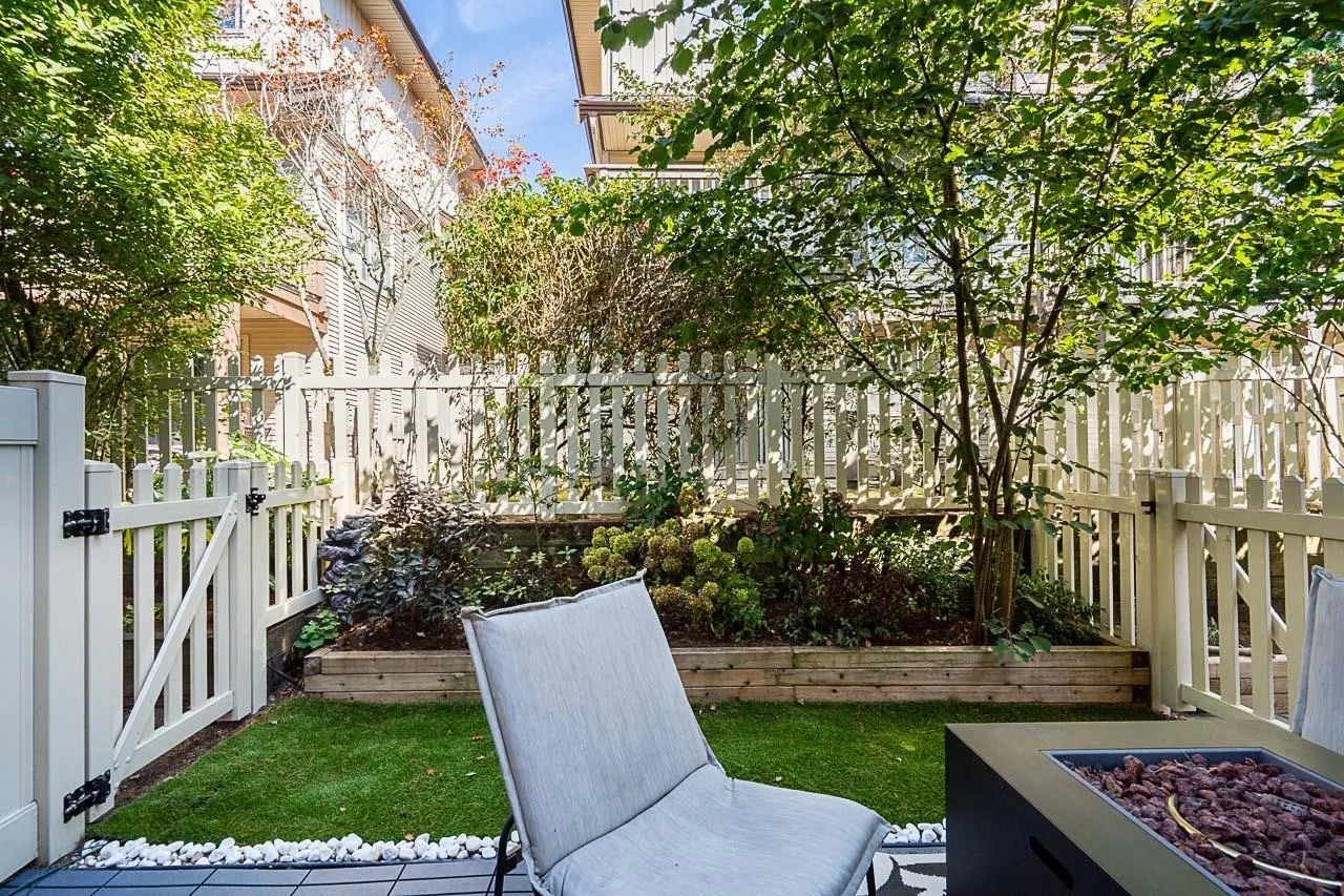 20350 68 Avenue #42