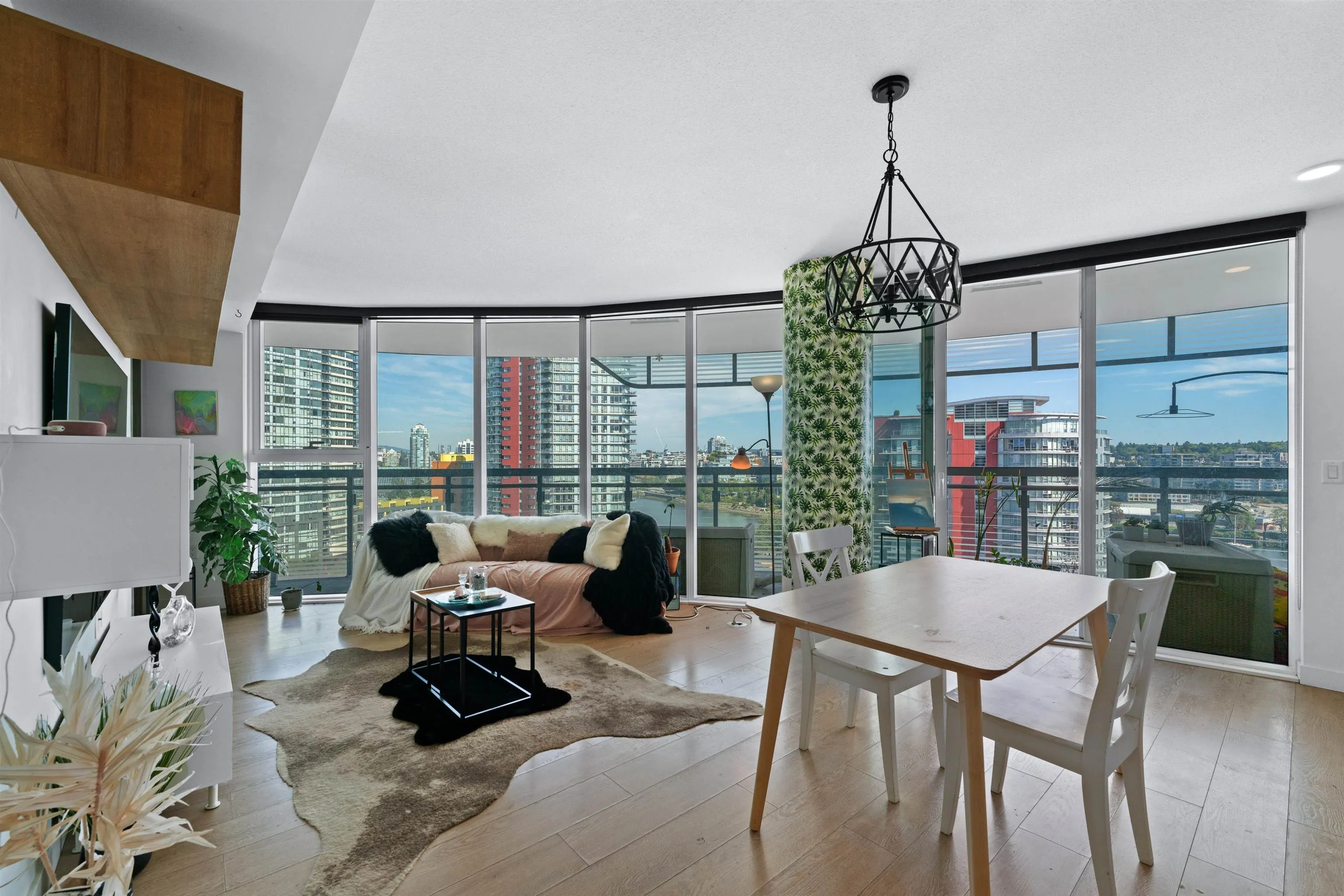 87 Nelson Street #1284