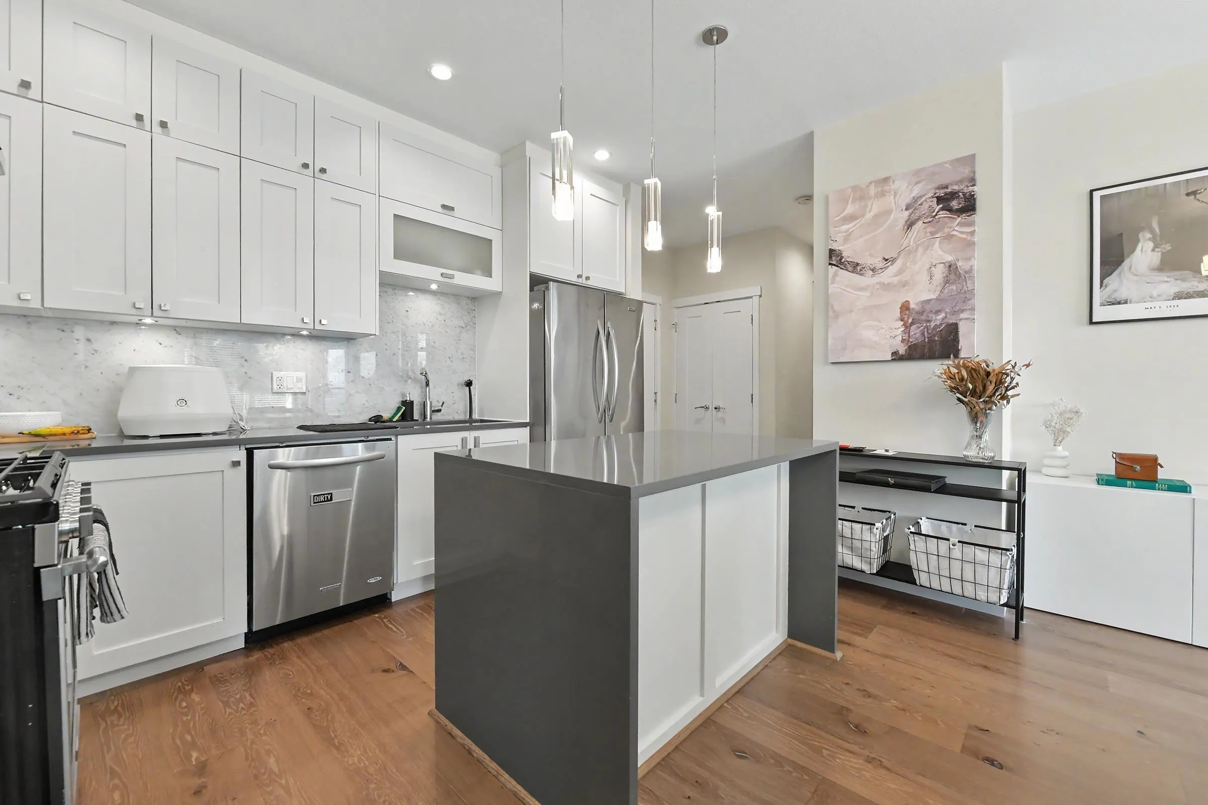 14855 Thrift Avenue #516