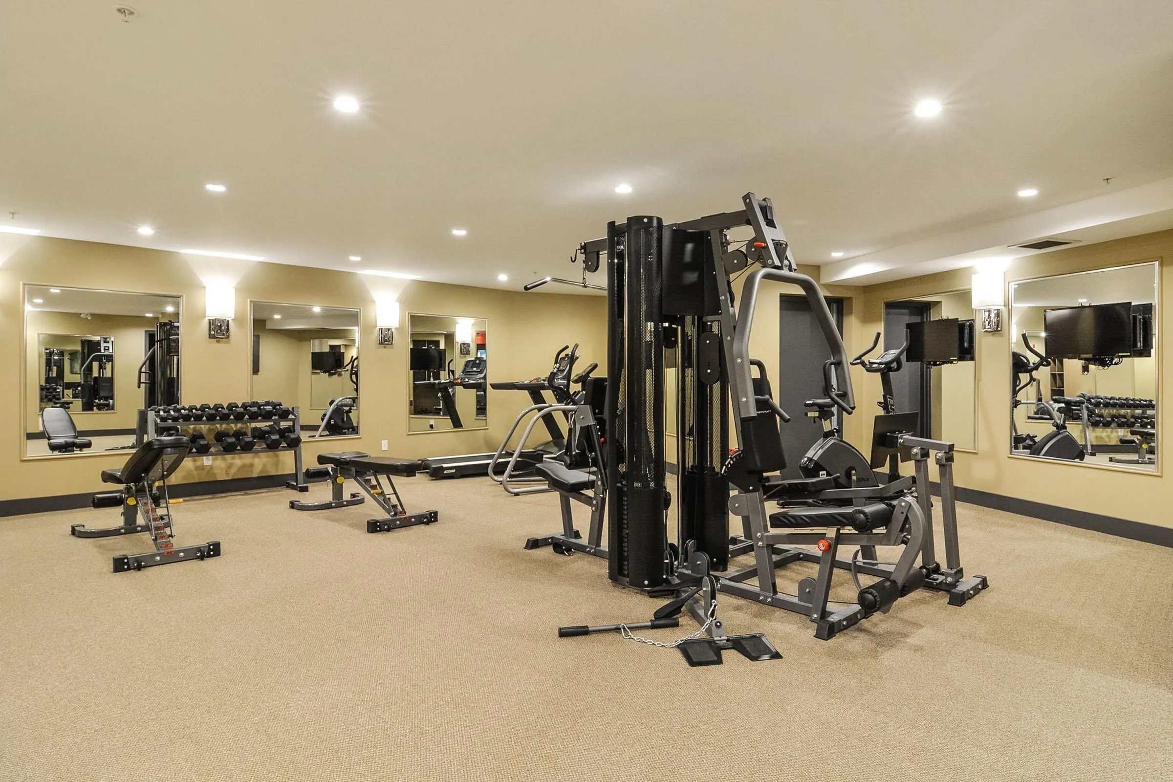 14855 Thrift Avenue #516