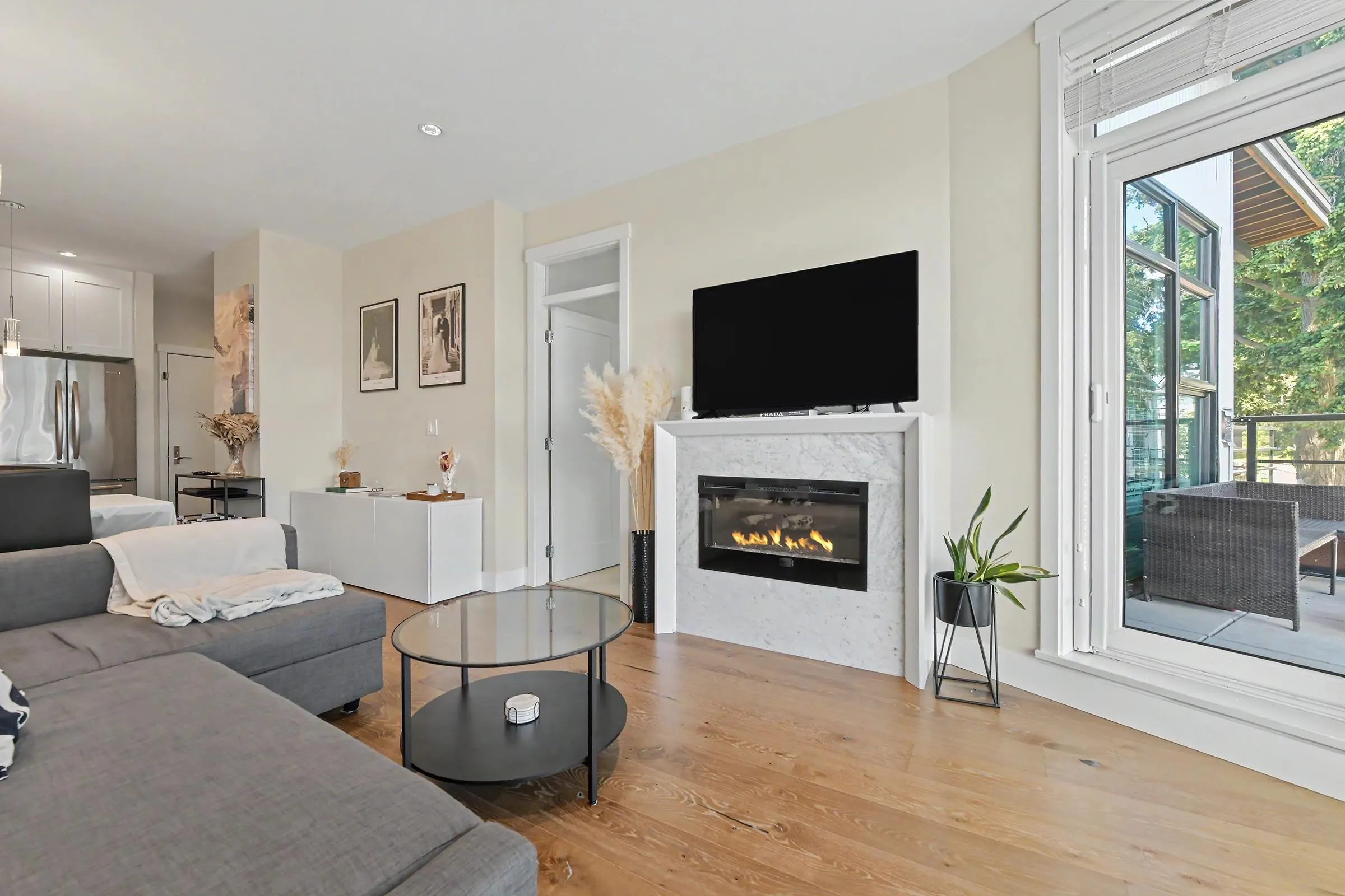 14855 Thrift Avenue #516
