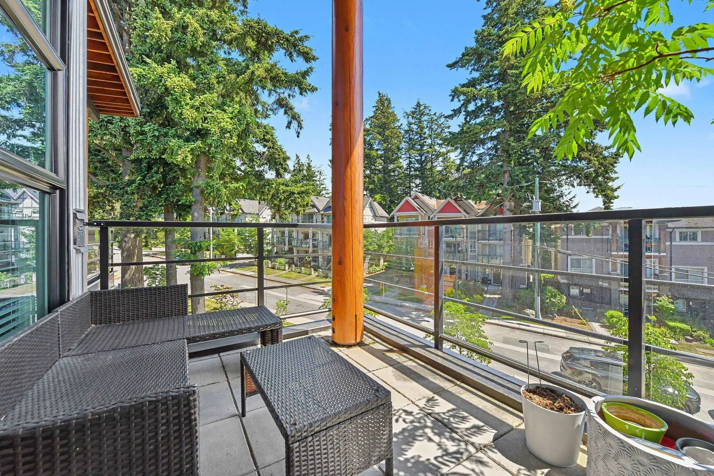 14855 Thrift Avenue #516