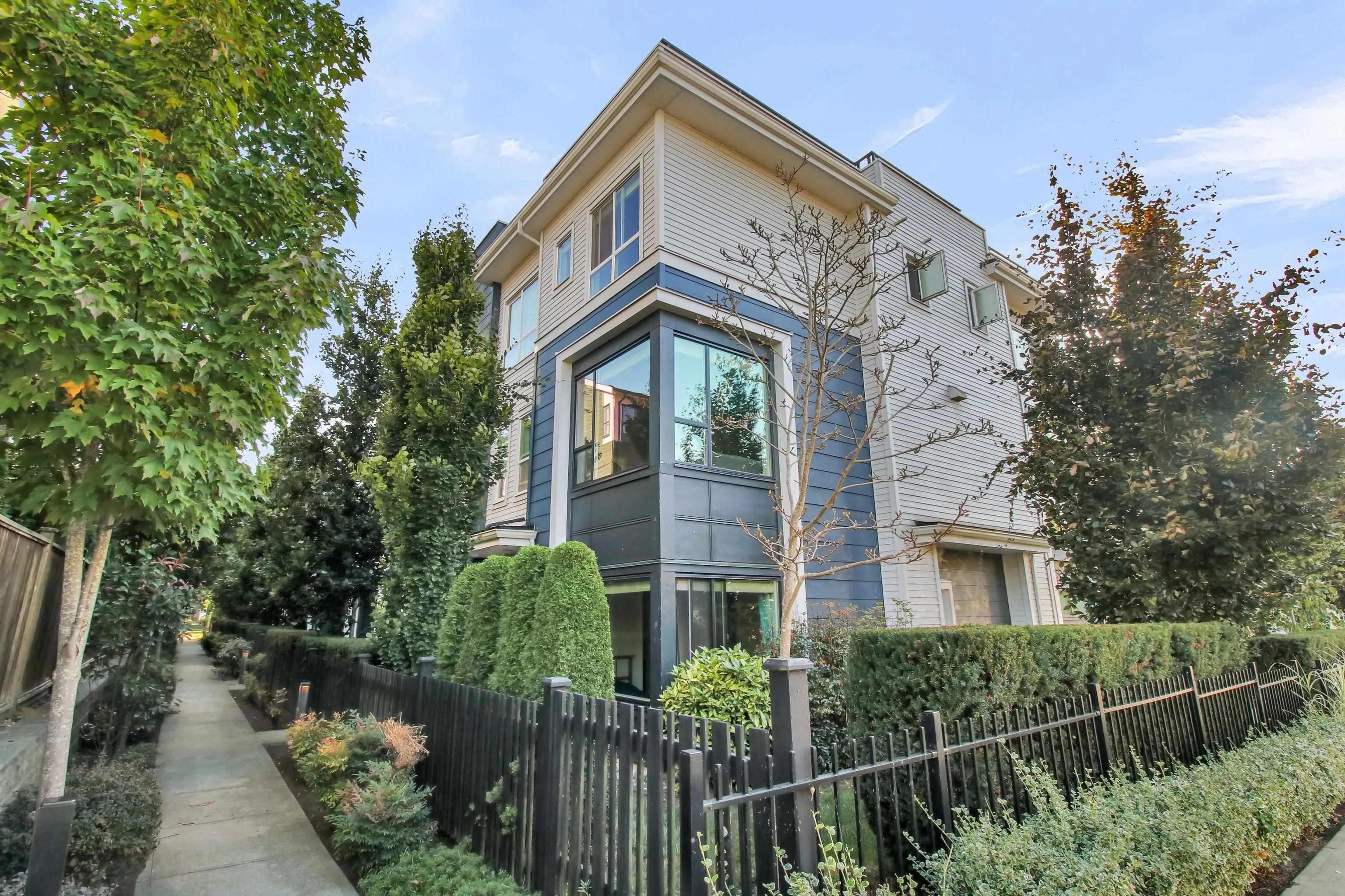 16336 23a Avenue #88