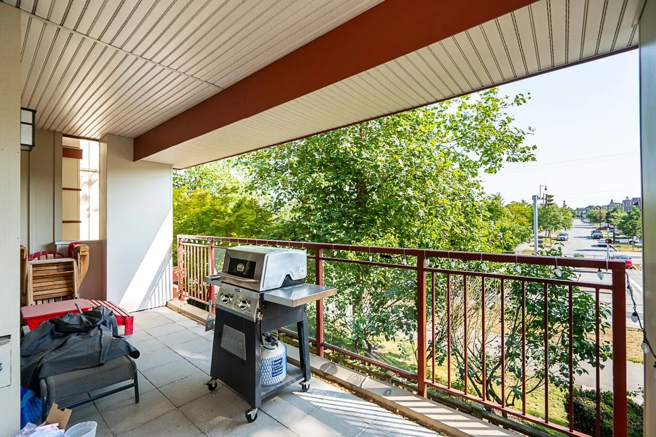 16469 64 Avenue #204