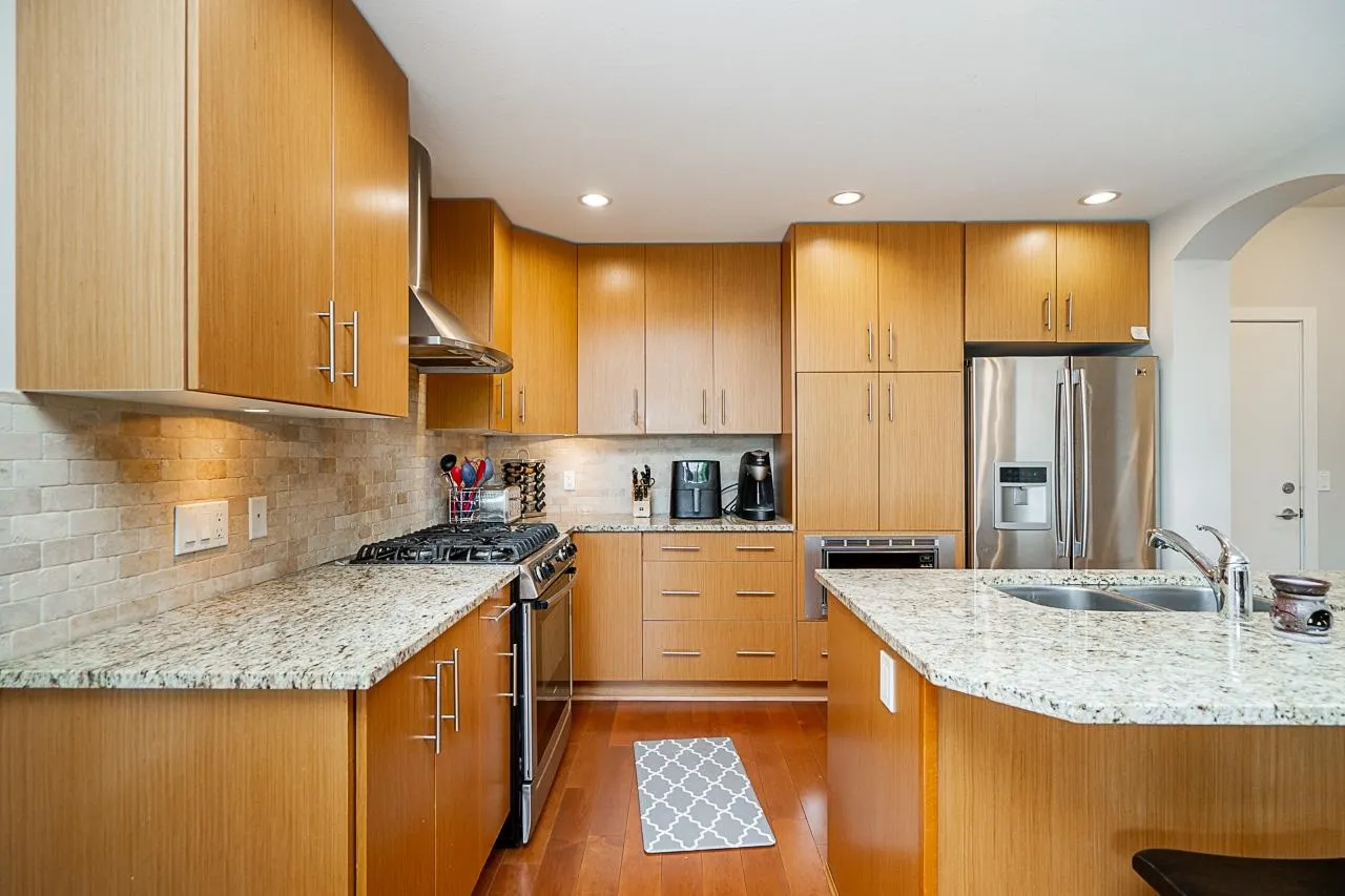 16469 64 Avenue #204