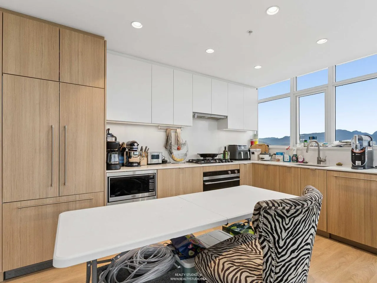 505 Nelson Street #2406