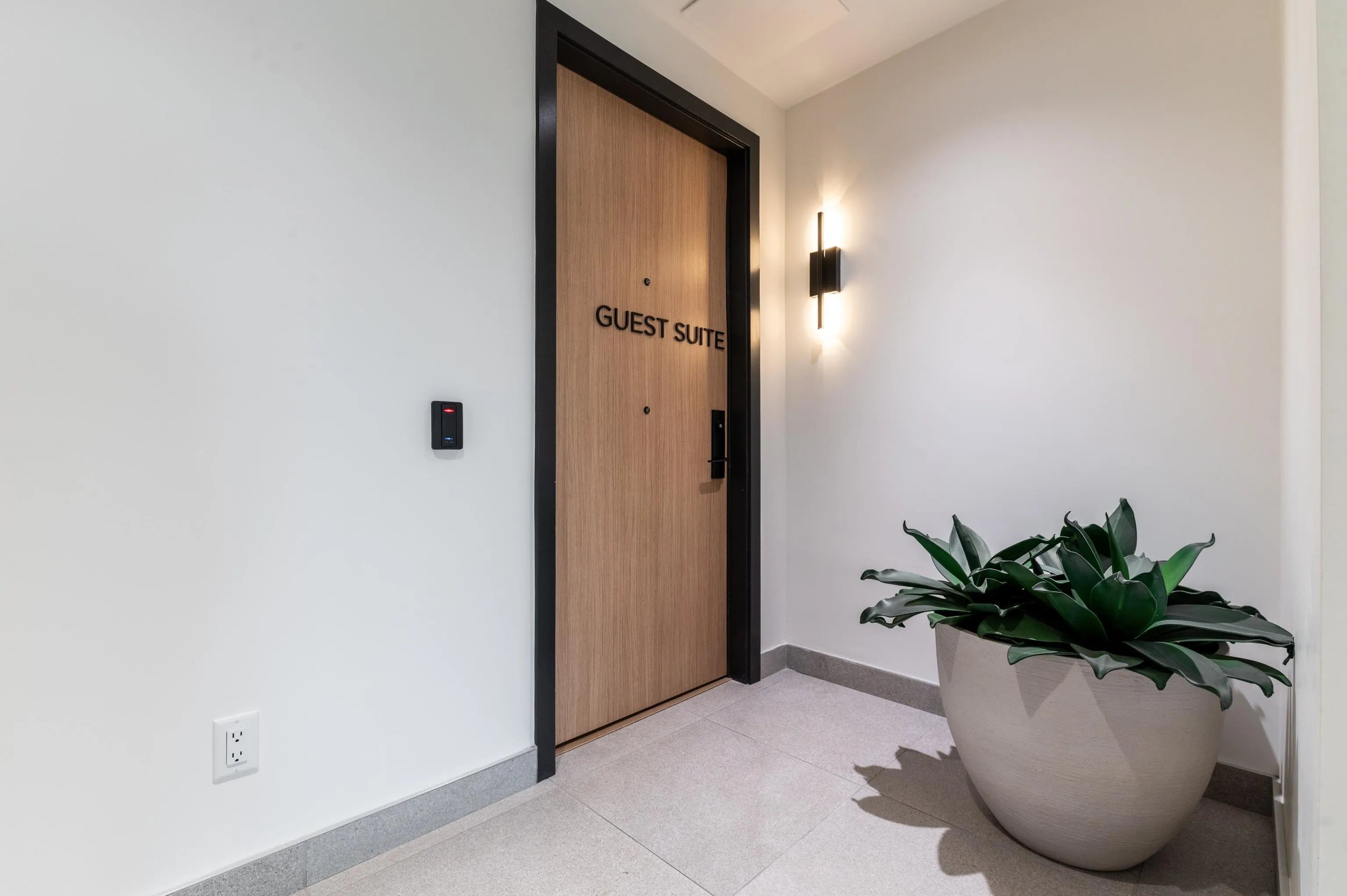 13685 102 Avenue #1102