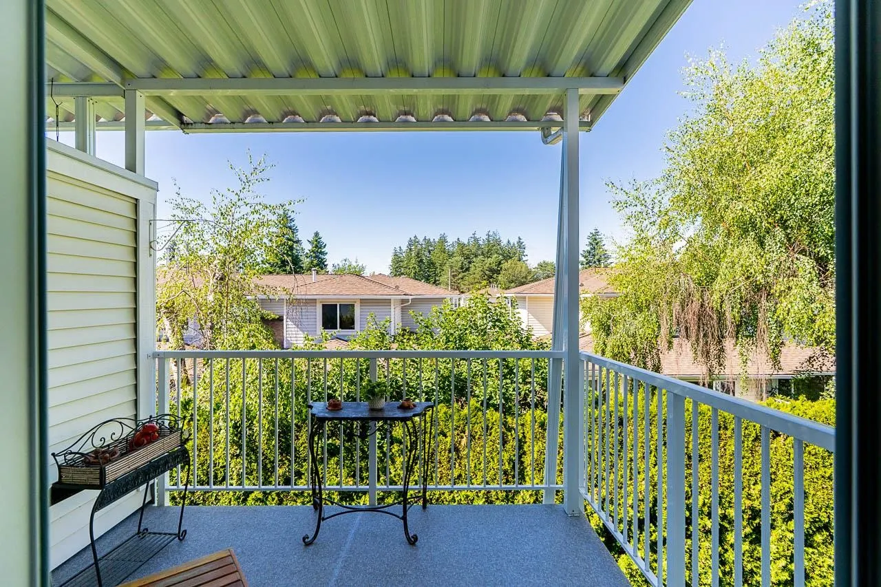 9109 154 Street #206