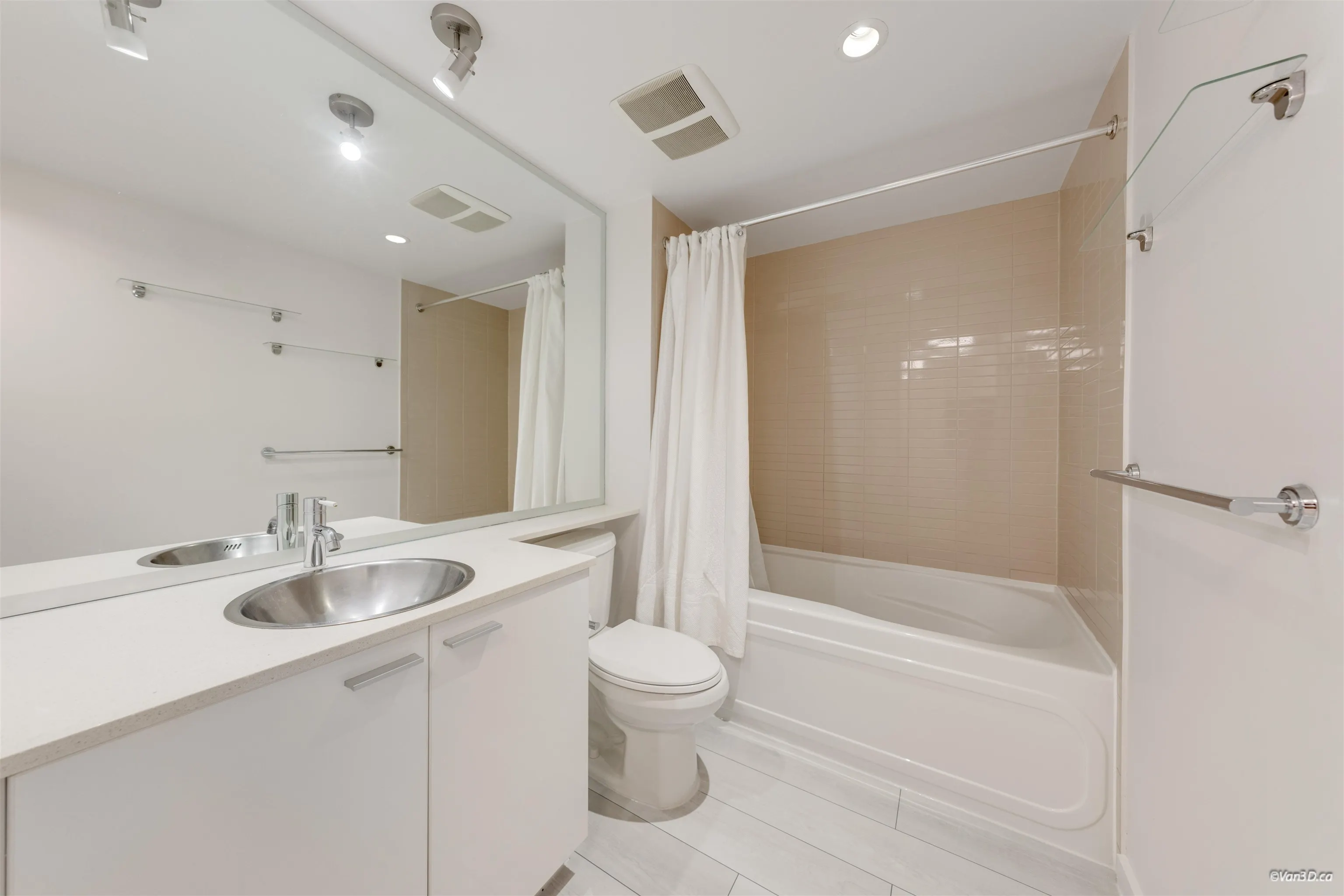 111 W Georgia Street #1509