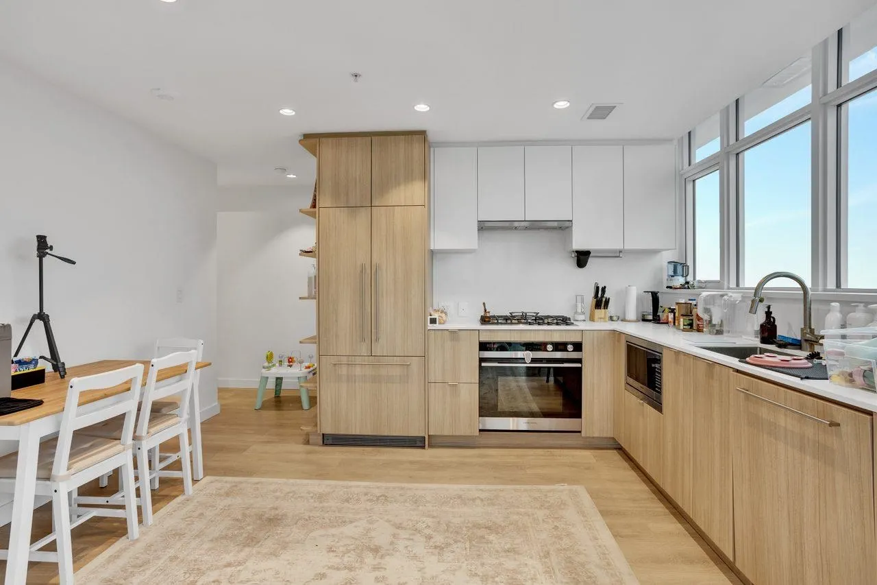 505 Nelson Street #2404