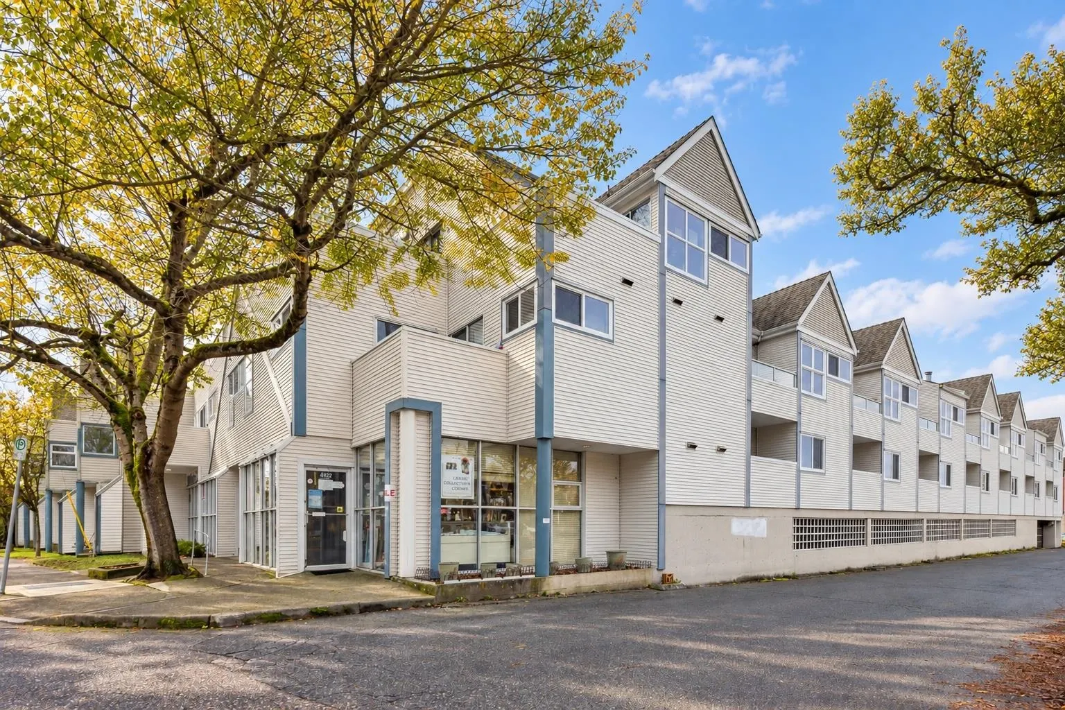 4925 Elliott Street #10