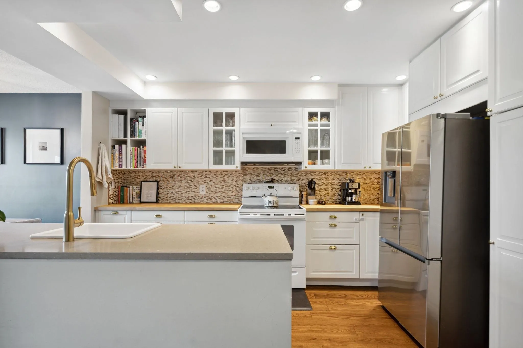 4925 Elliott Street #10