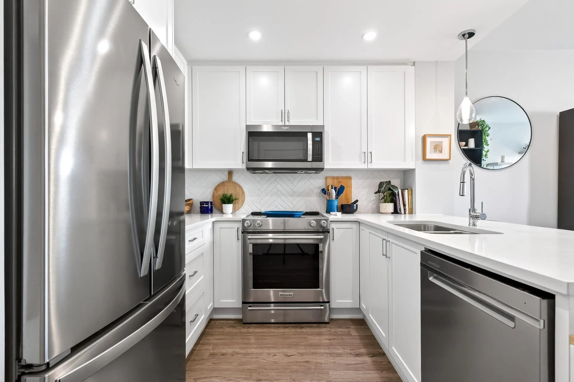 2180 Kelly Avenue #4503