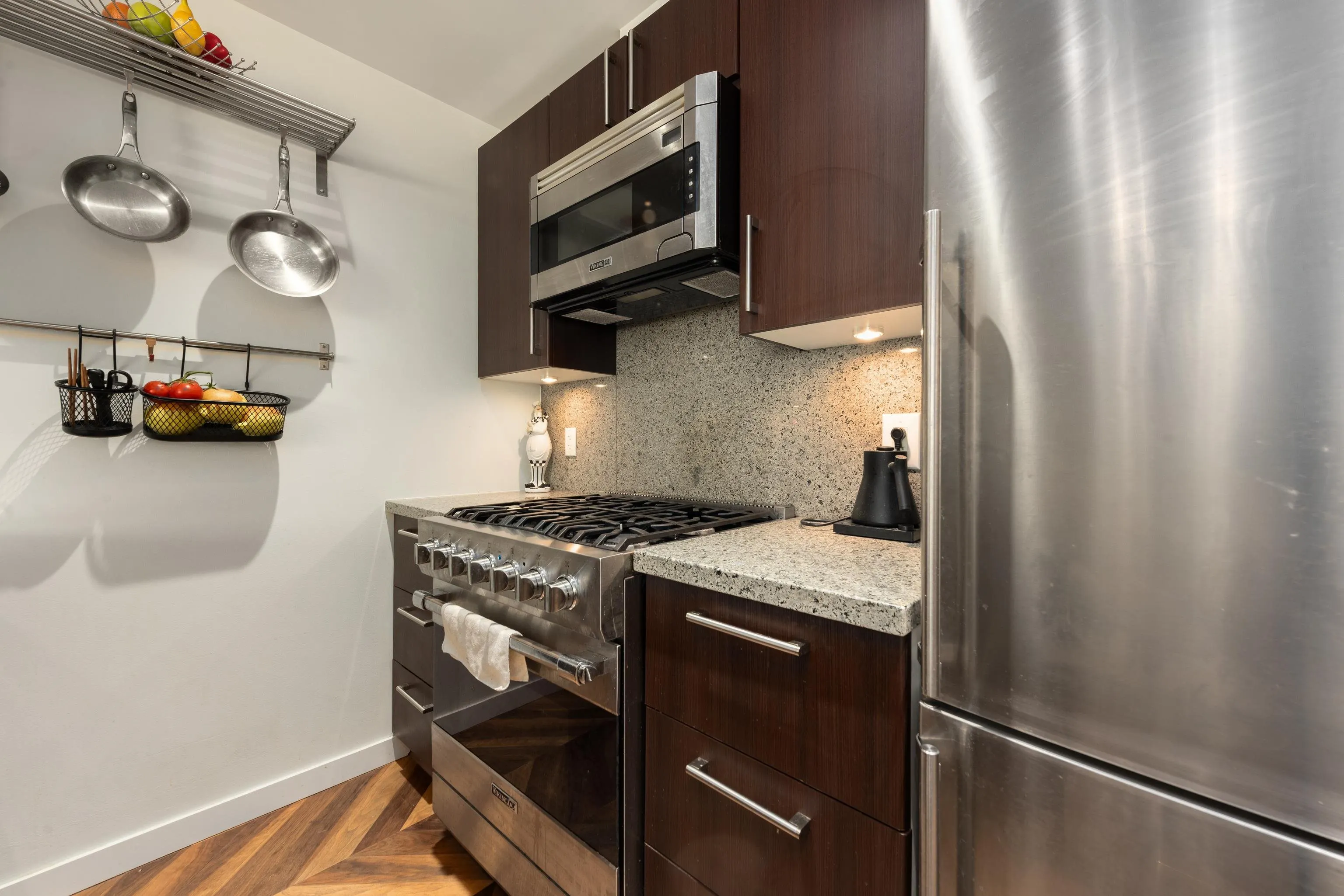 108 W 1st Avenue #253