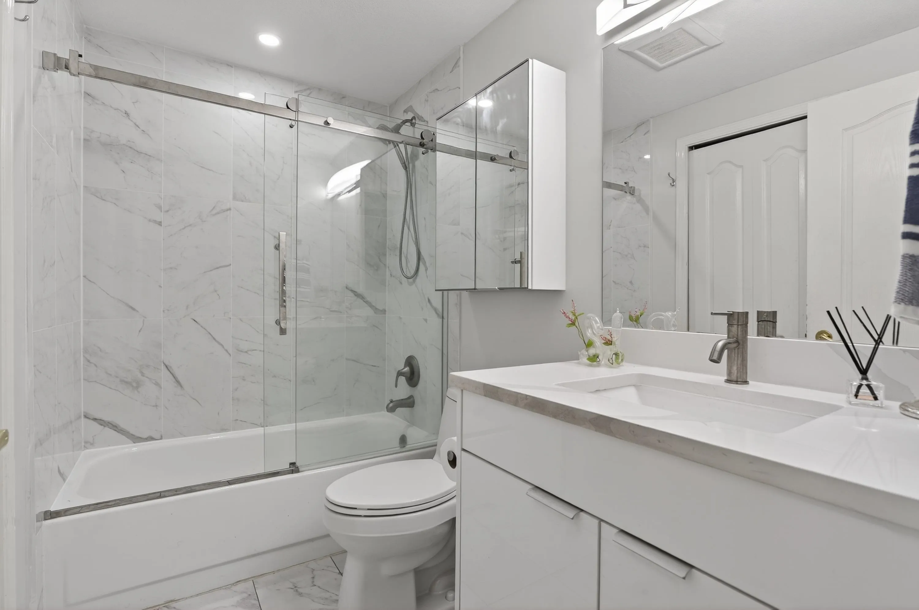 3151 Woodbine Drive #205
