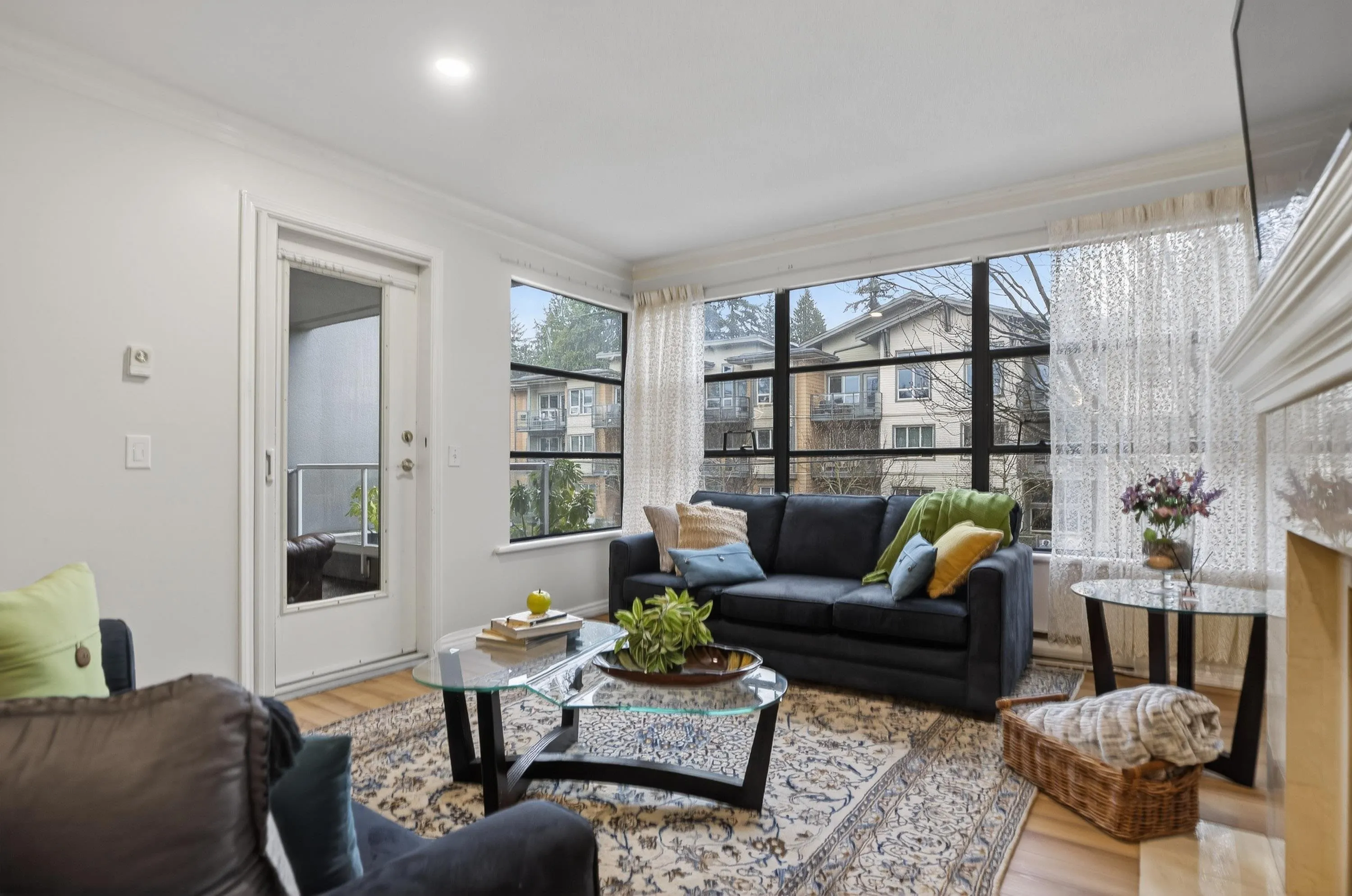3151 Woodbine Drive #205