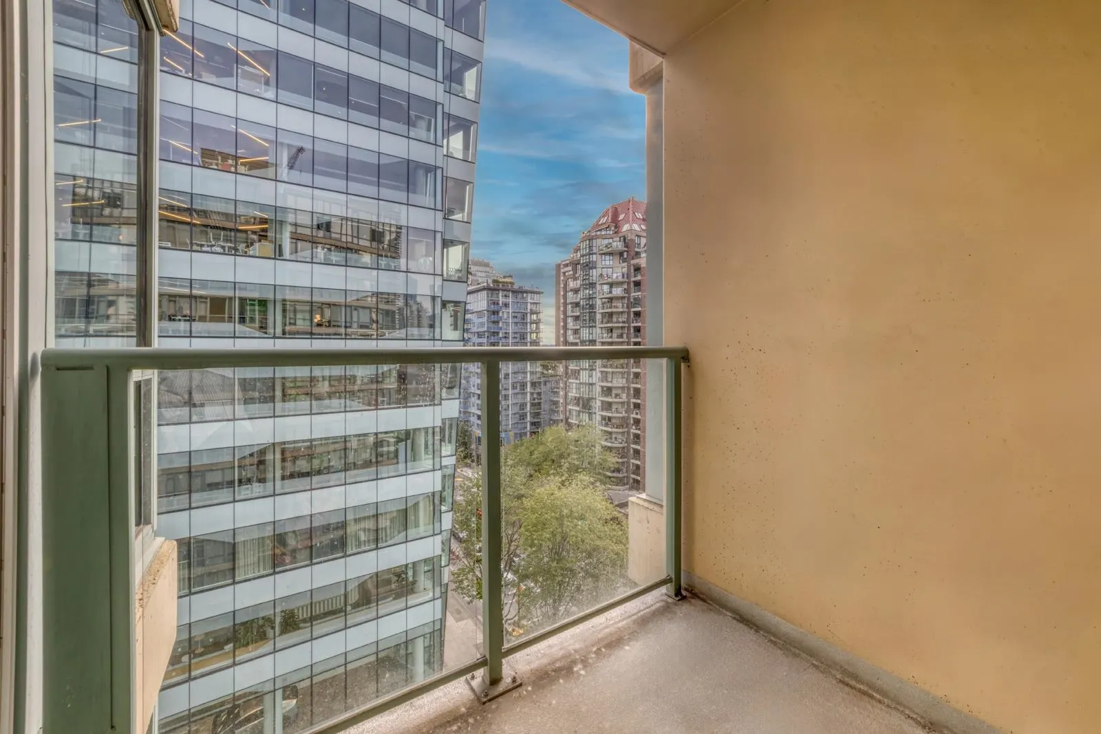 1238 Burrard Street #1003