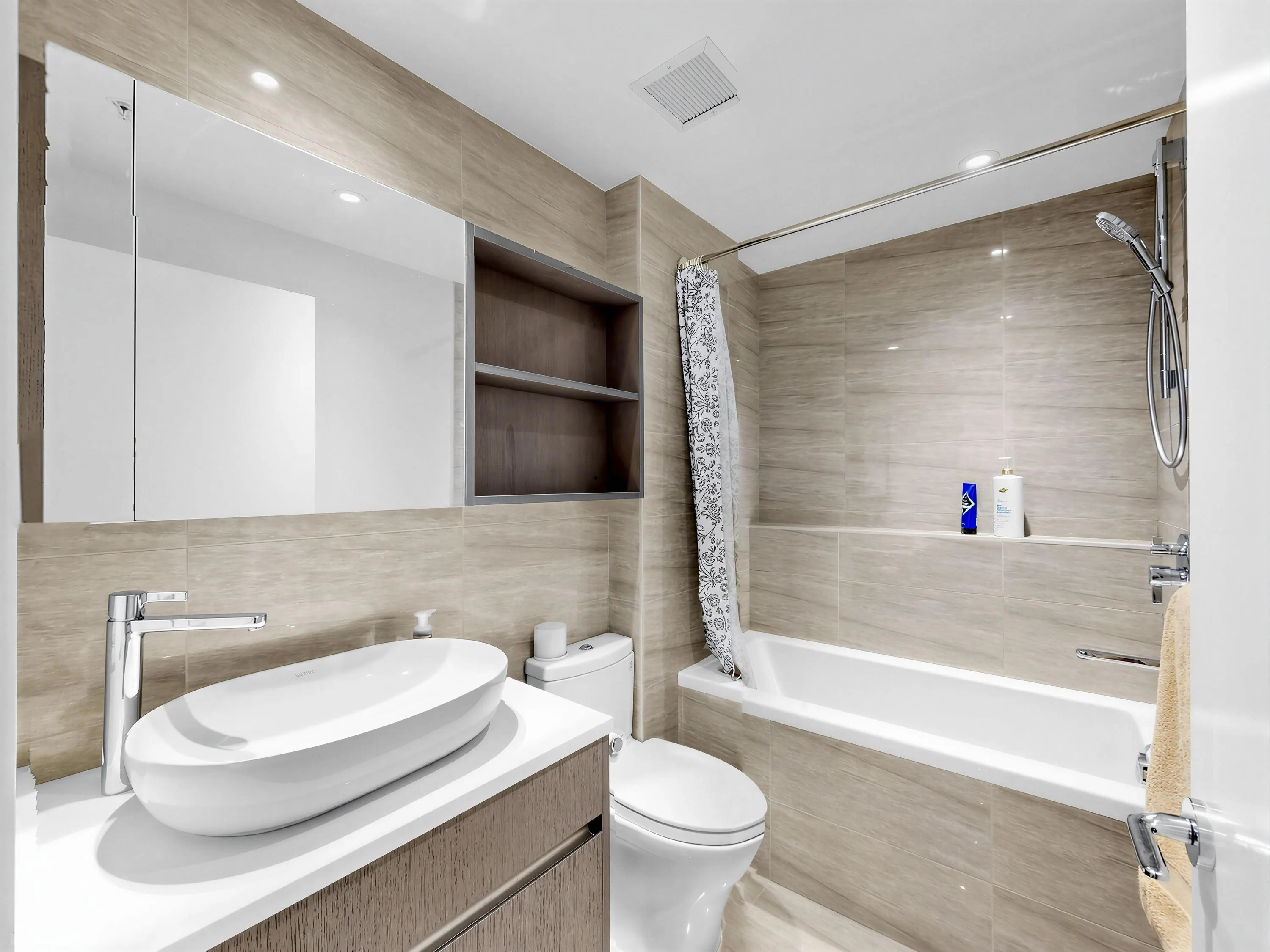 5168 Cambie Street #314