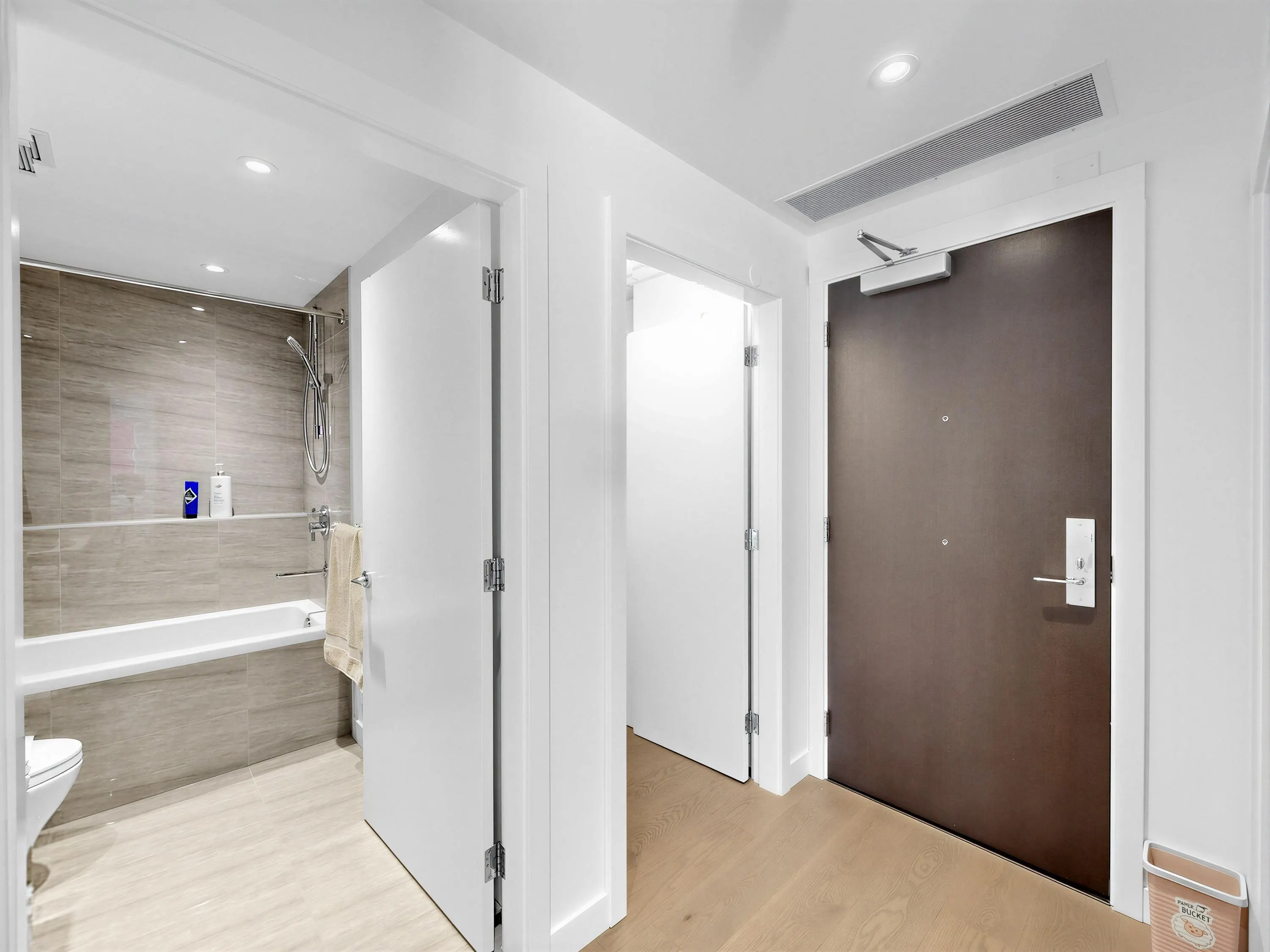 5168 Cambie Street #314