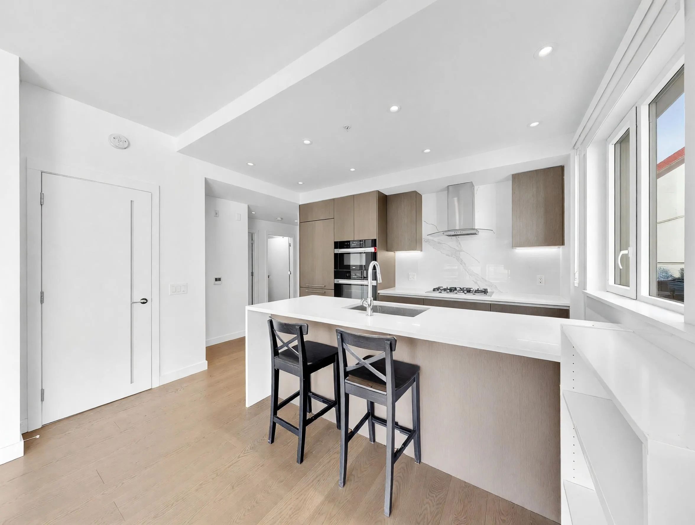 5168 Cambie Street #314