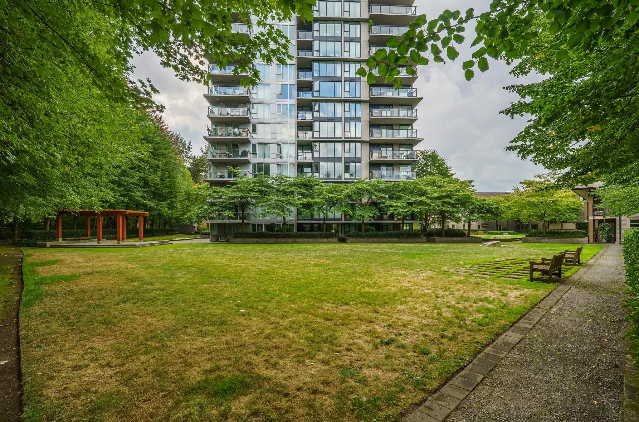 660 Nootka Way #1208