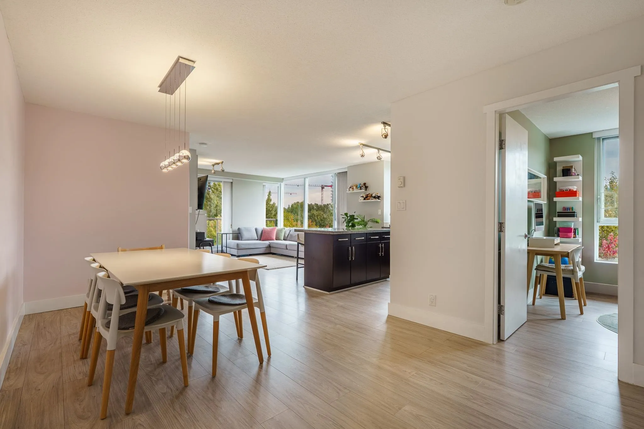 660 Nootka Way #1208