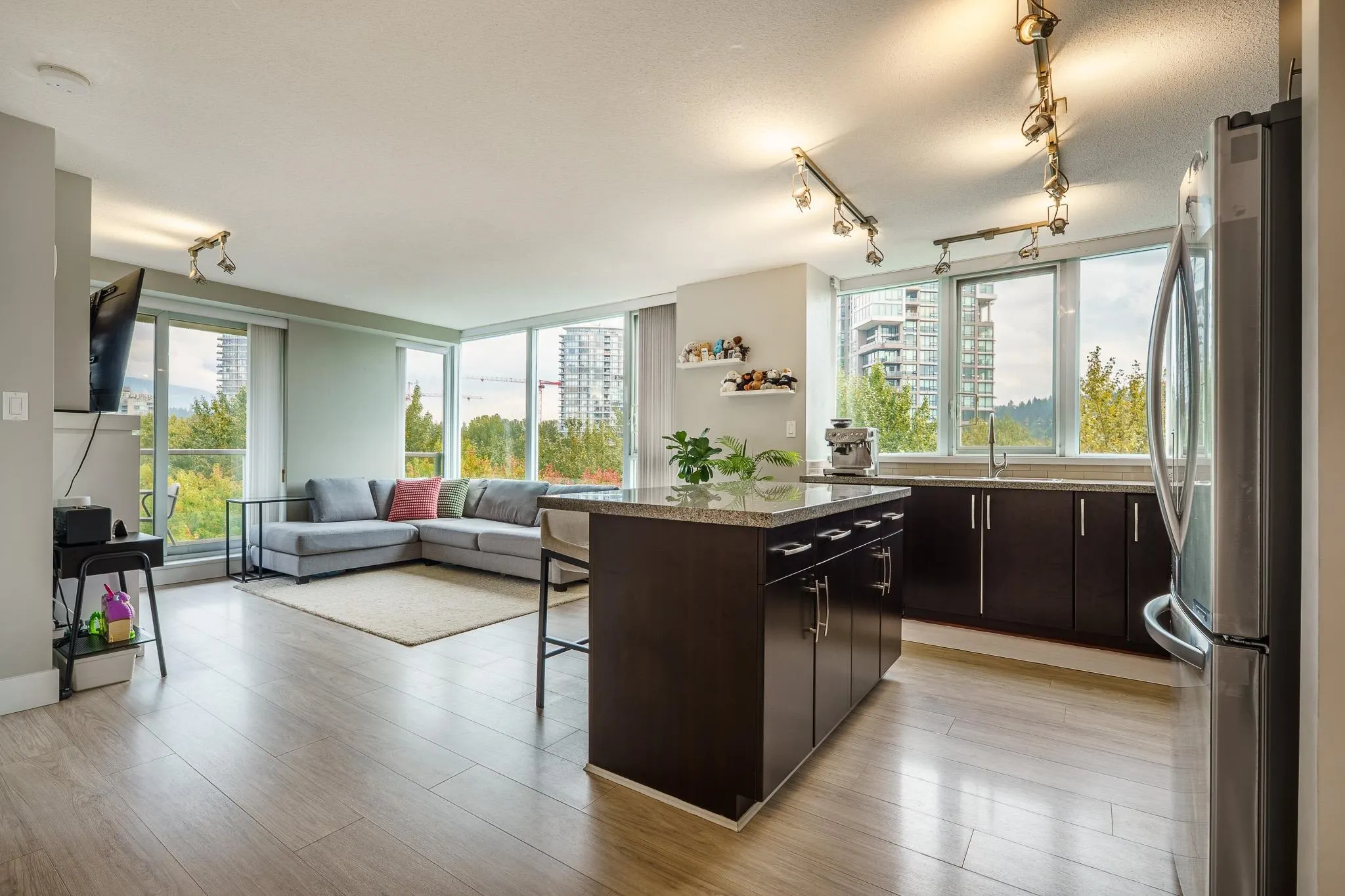 660 Nootka Way #1208