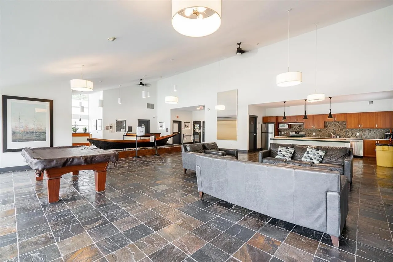 660 Nootka Way #1208