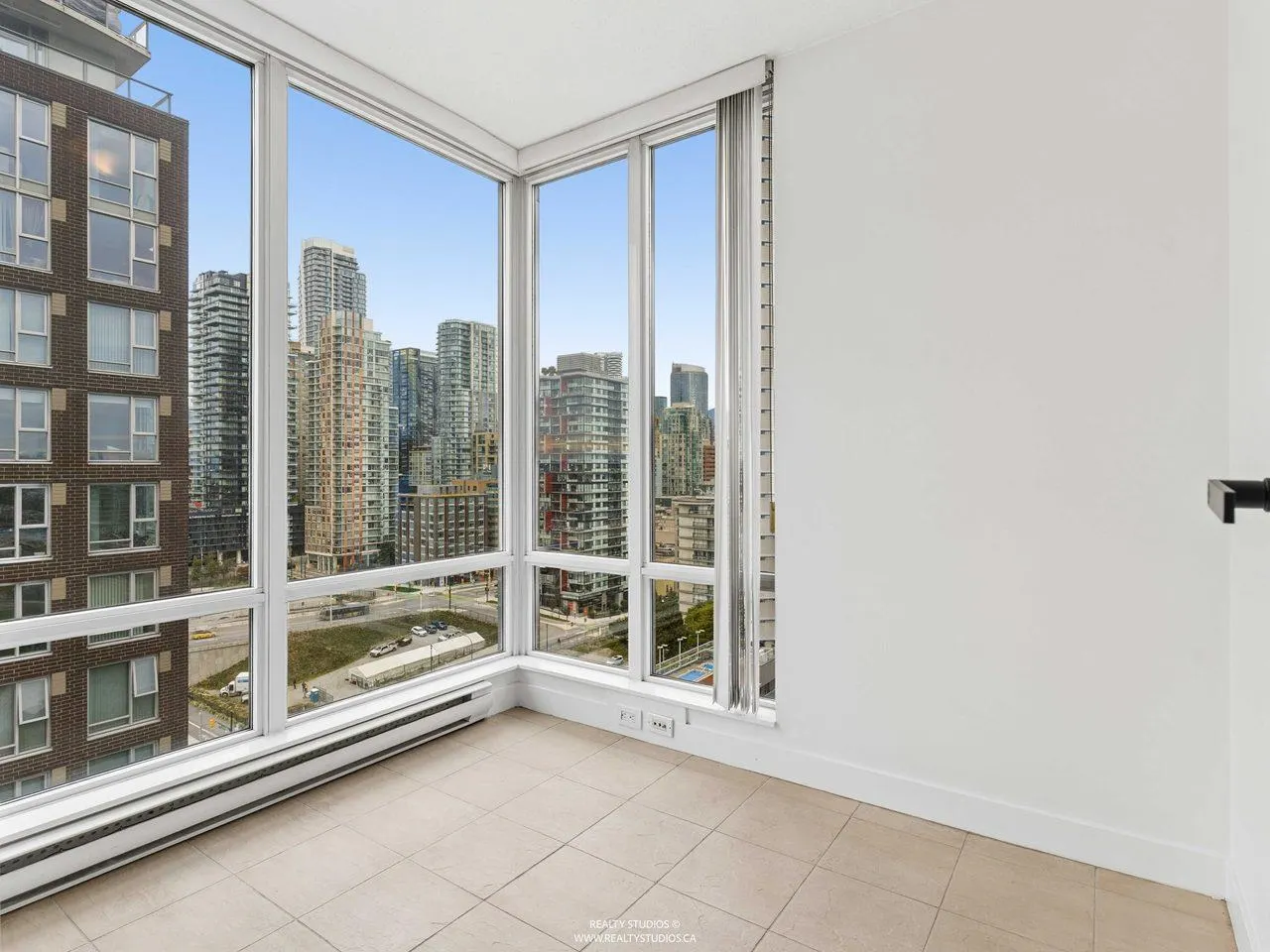 1495 Richards Street #2208