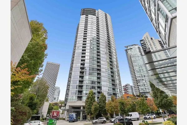 1495 Richards Street #2208