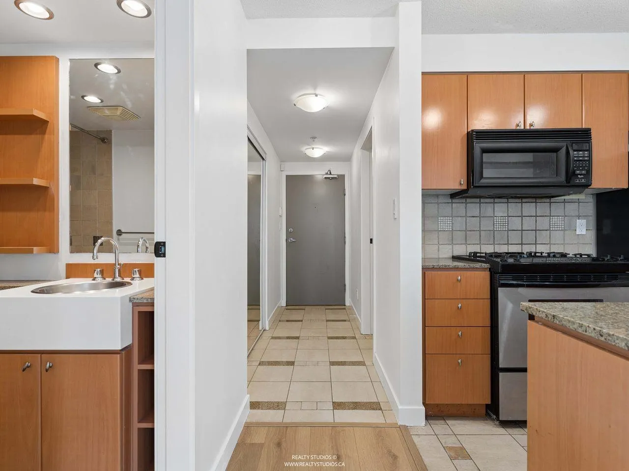1495 Richards Street #2208