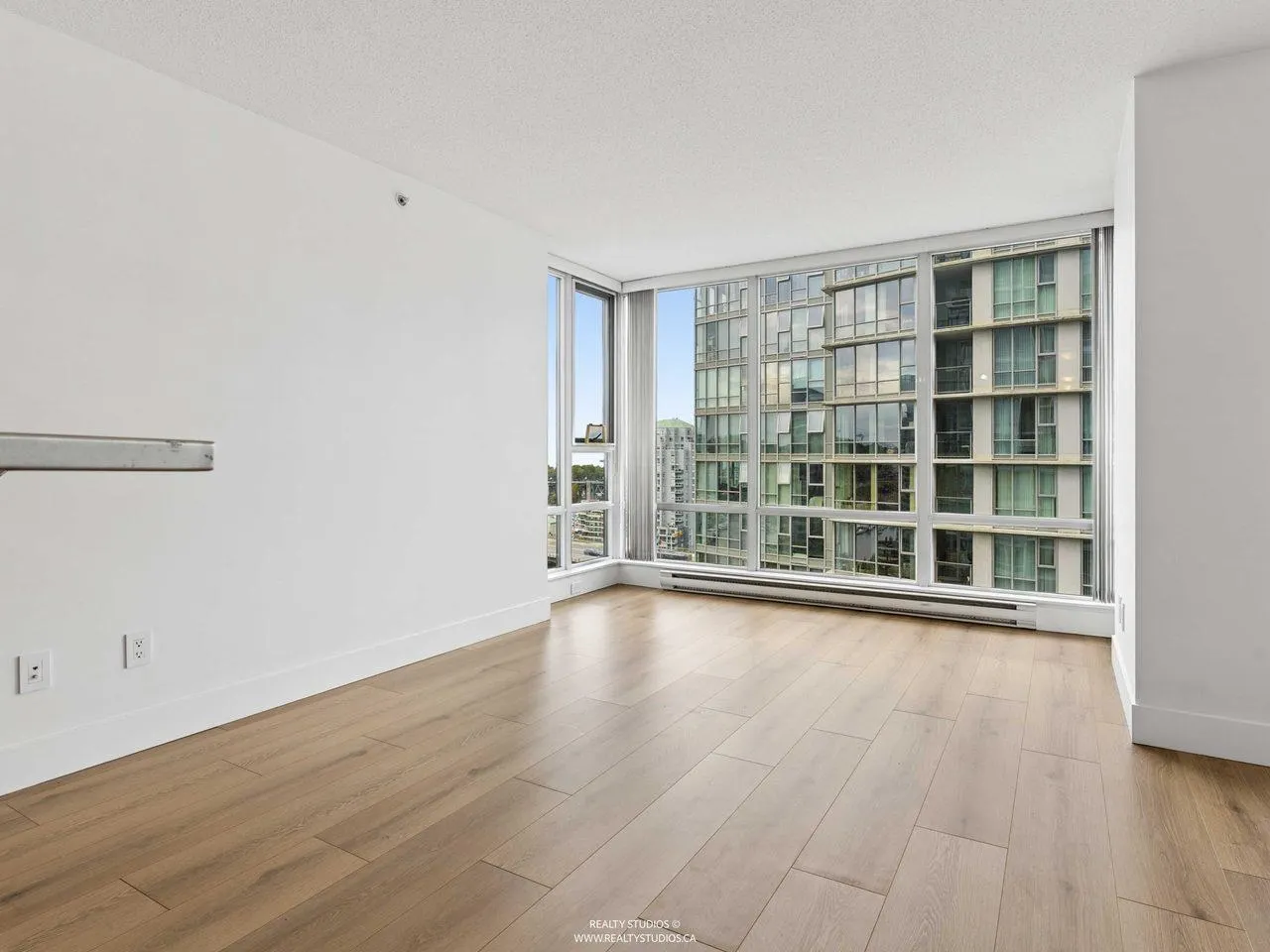 1495 Richards Street #2208