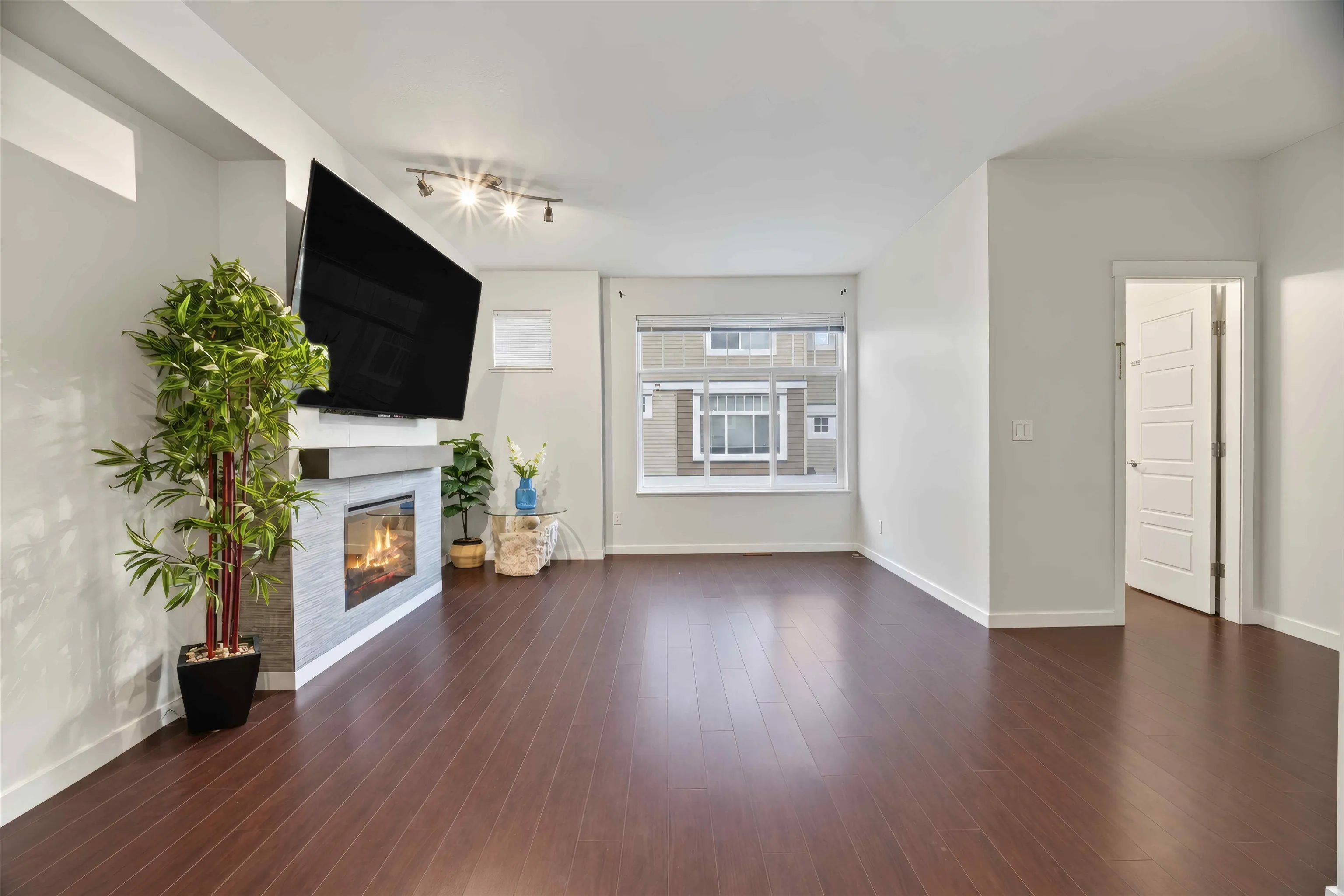 14356 63a Avenue #16