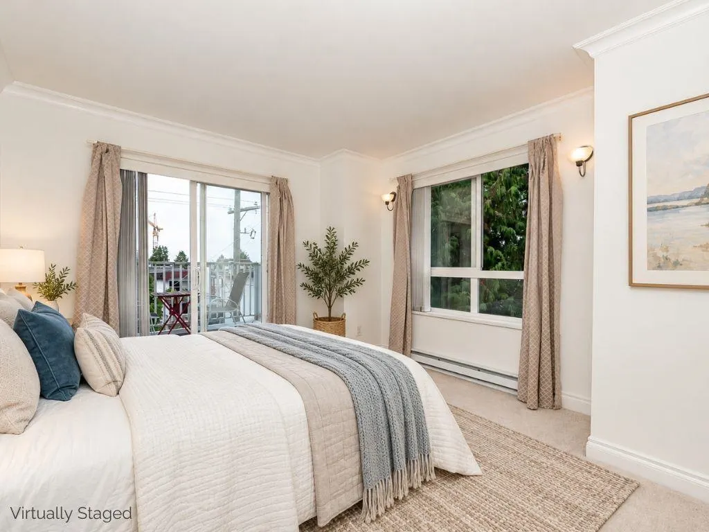 128 W 21st Street #302