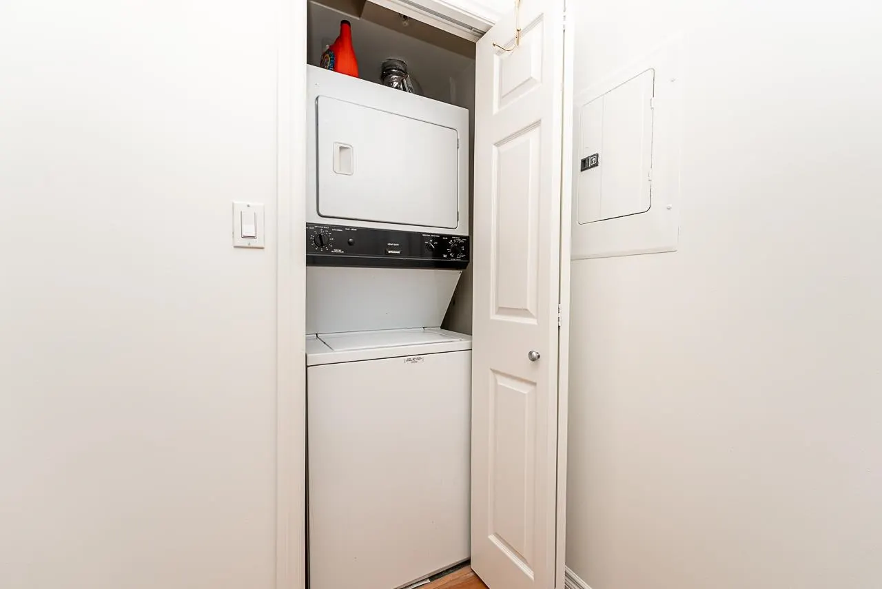 128 W 21st Street #302