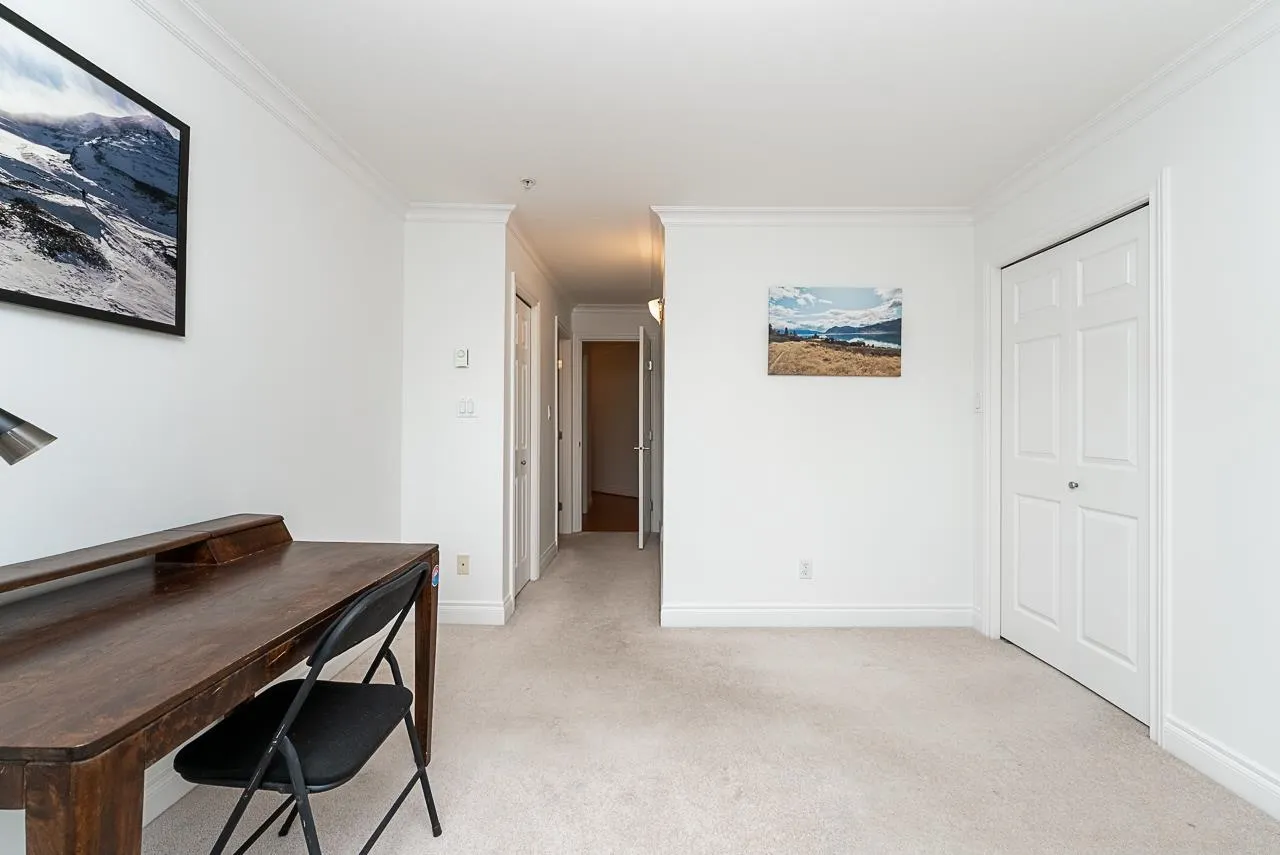 128 W 21st Street #302