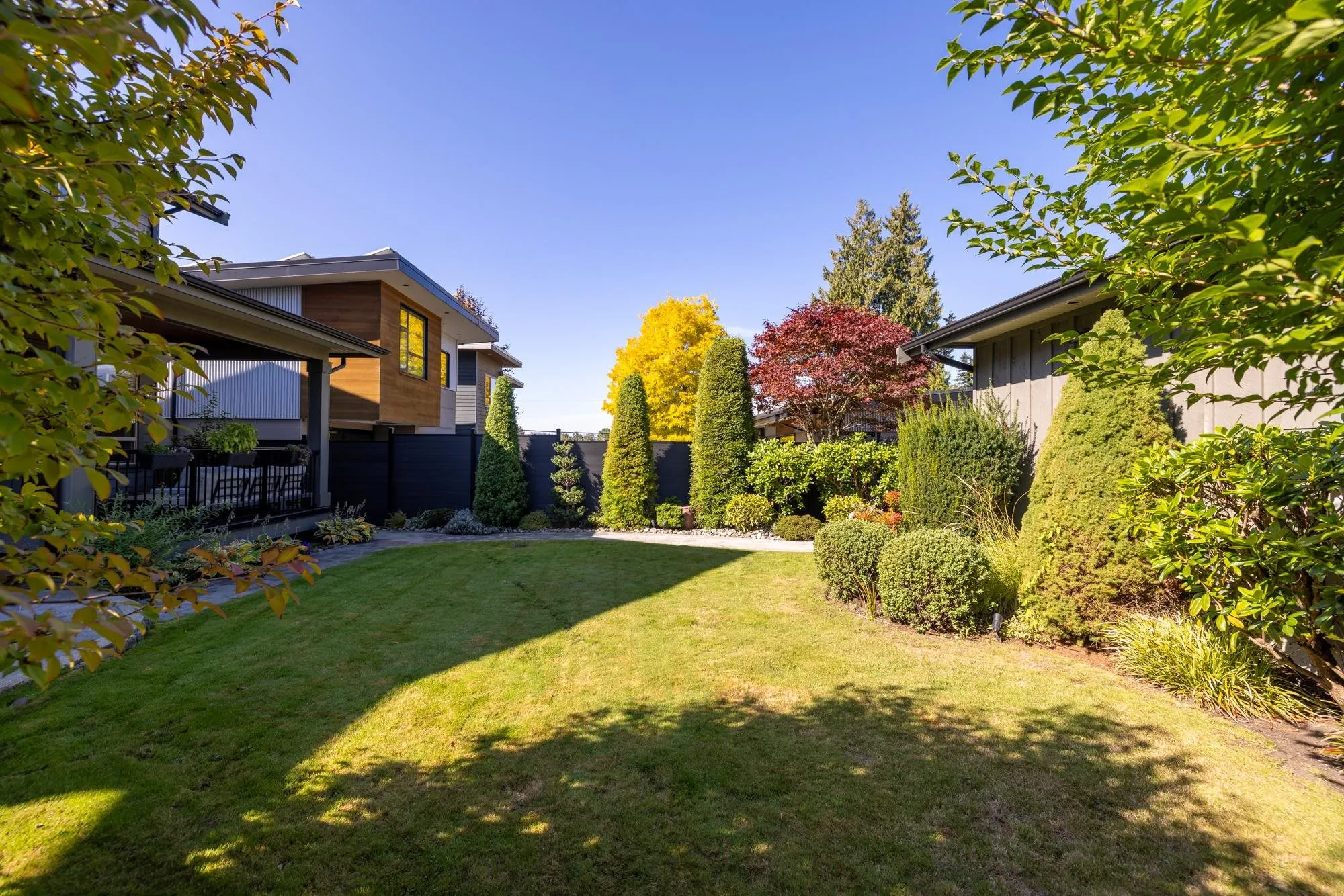 358 W 15th Street