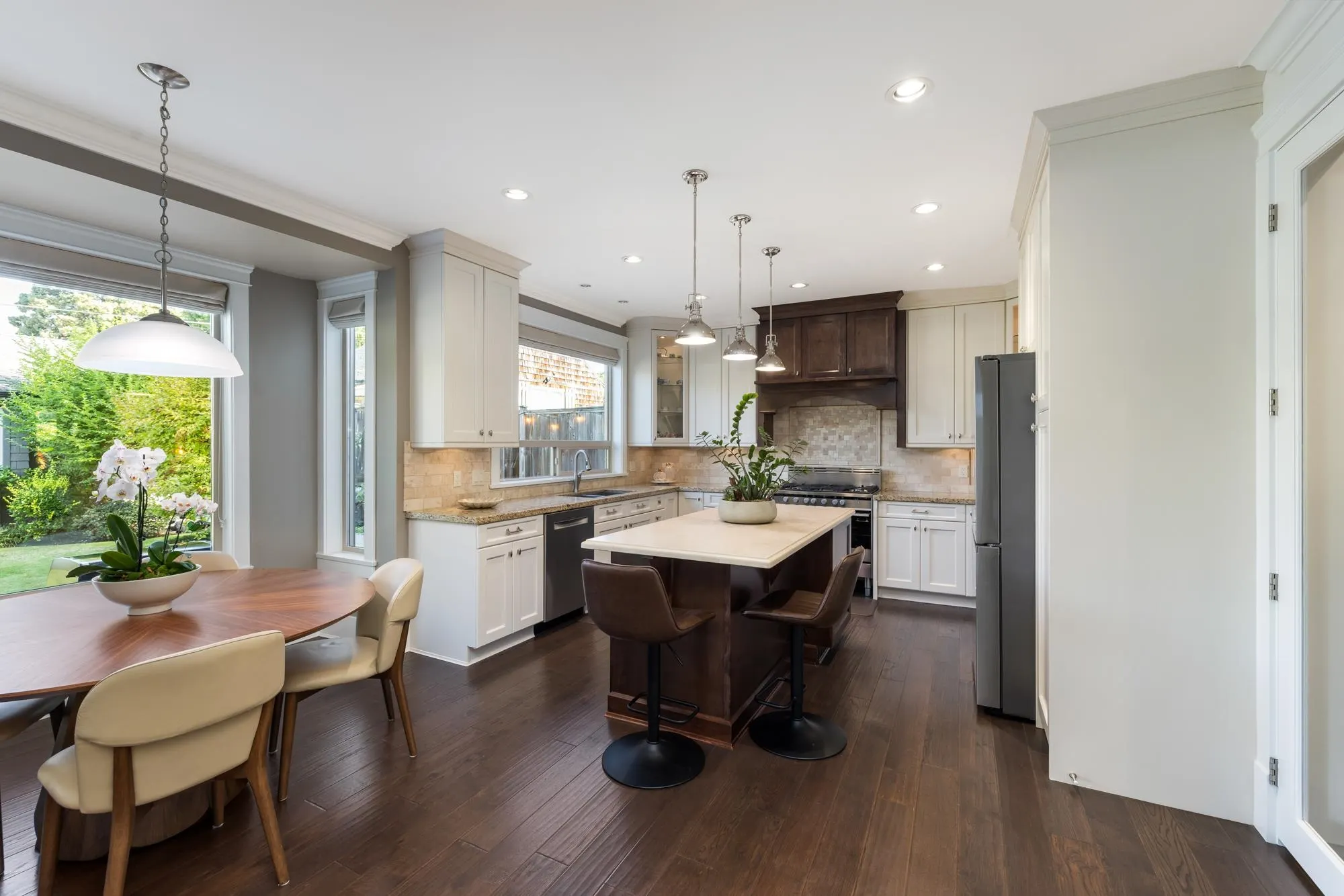 358 W 15th Street