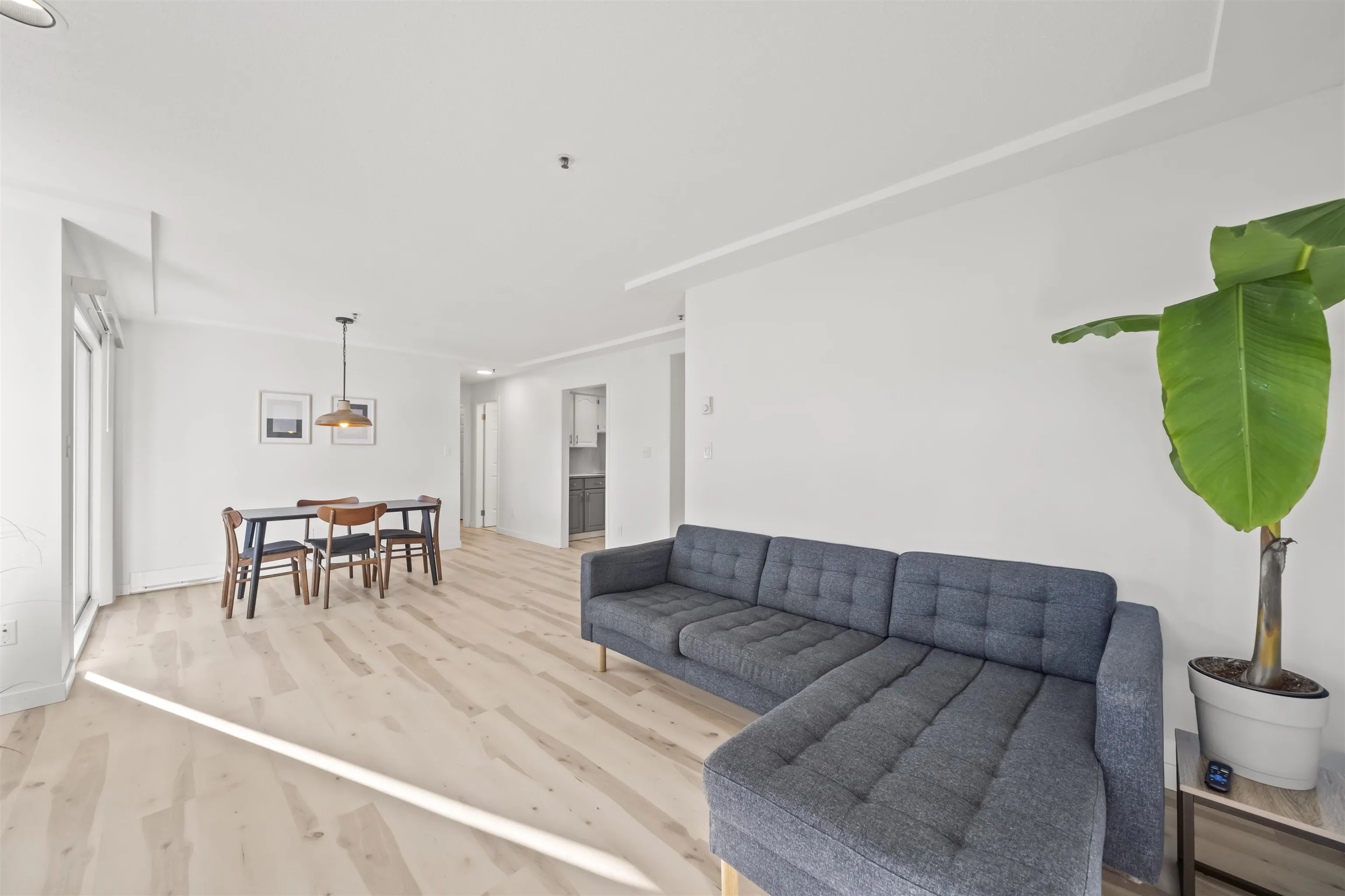 7110 Barnet Road #1