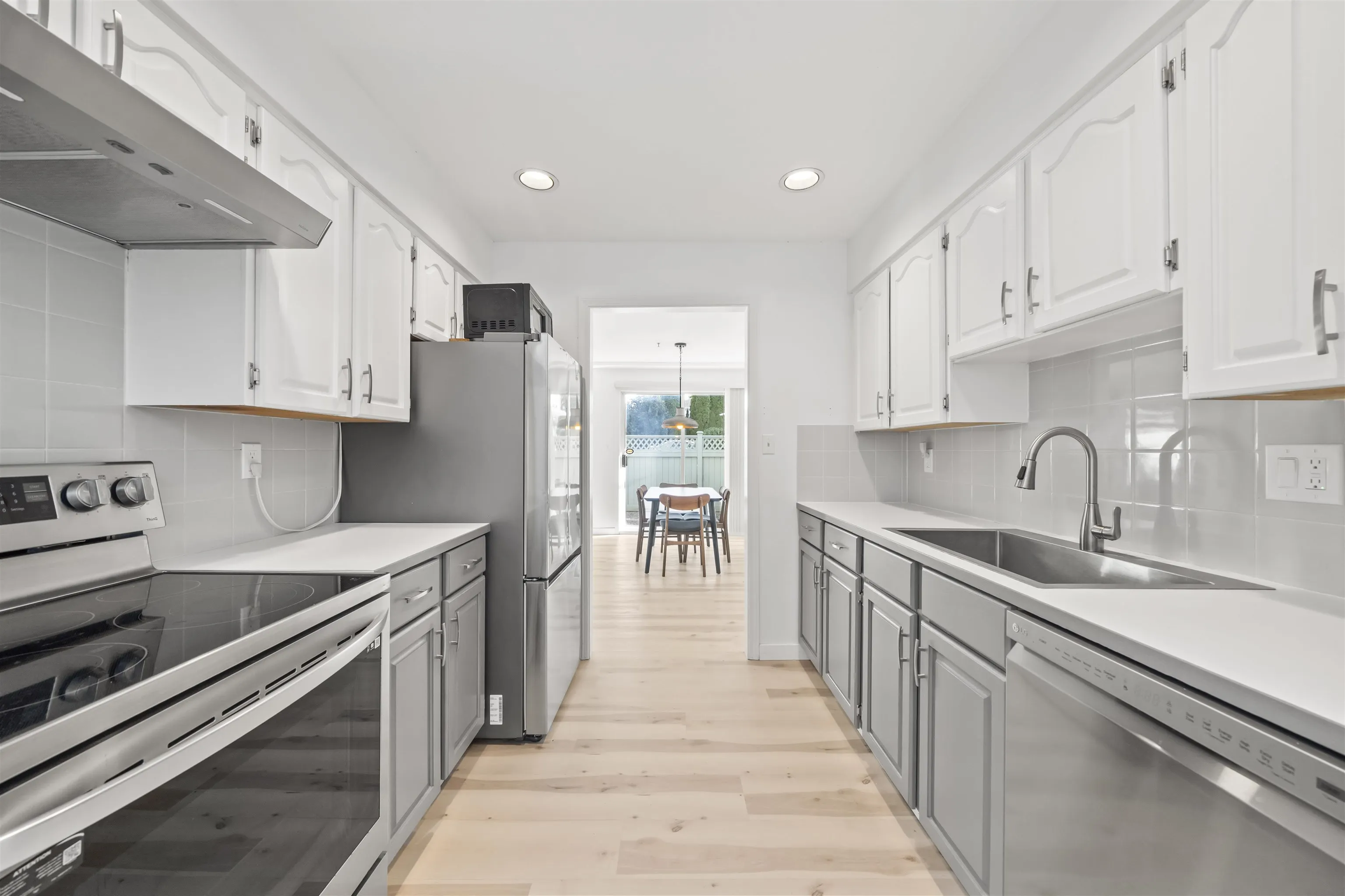 7110 Barnet Road #1