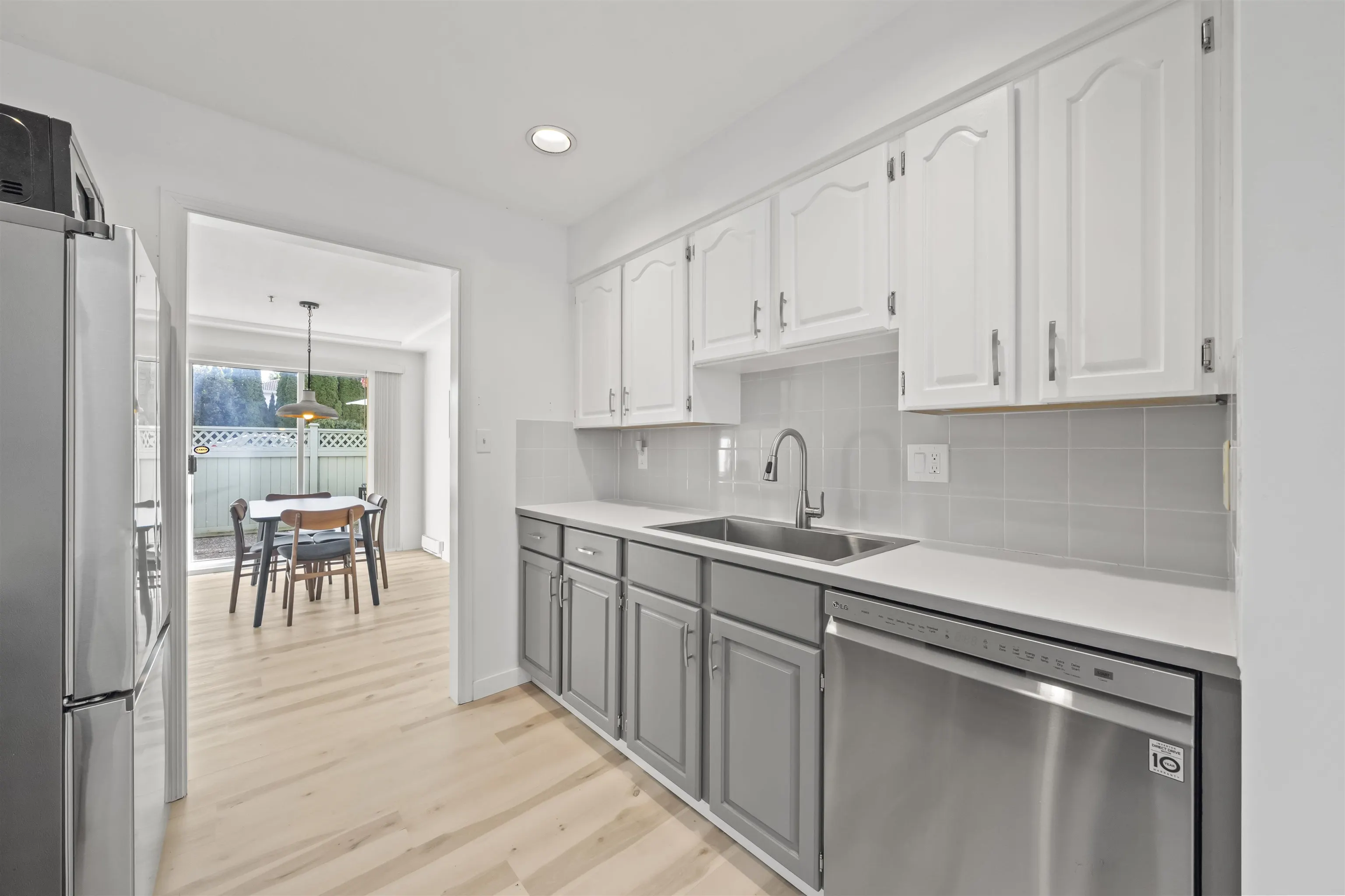 7110 Barnet Road #1
